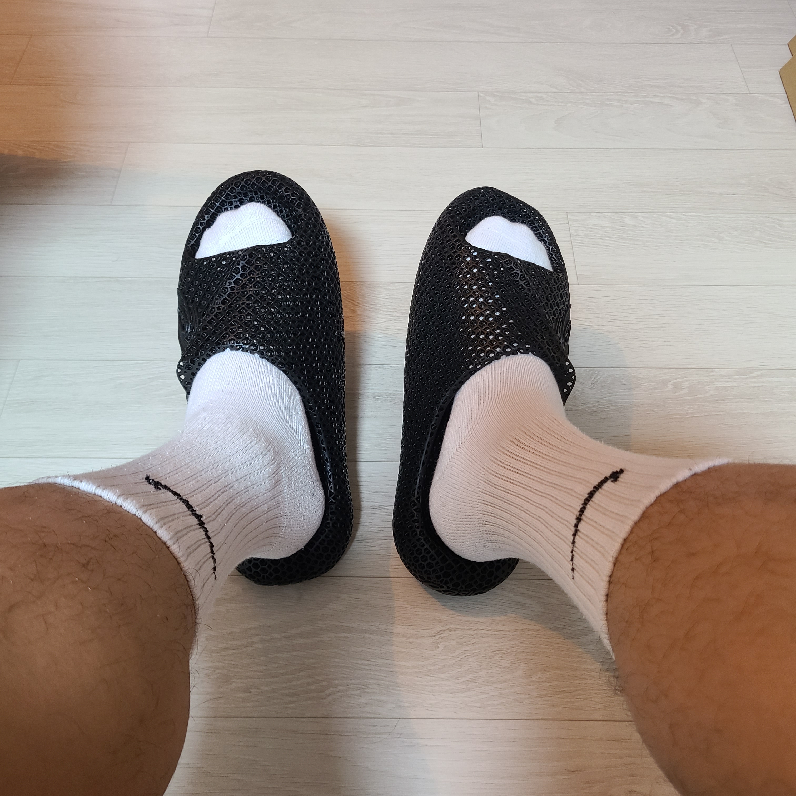 Asics Actibreeze 3D Sandal Black 착용 스타일 - 2