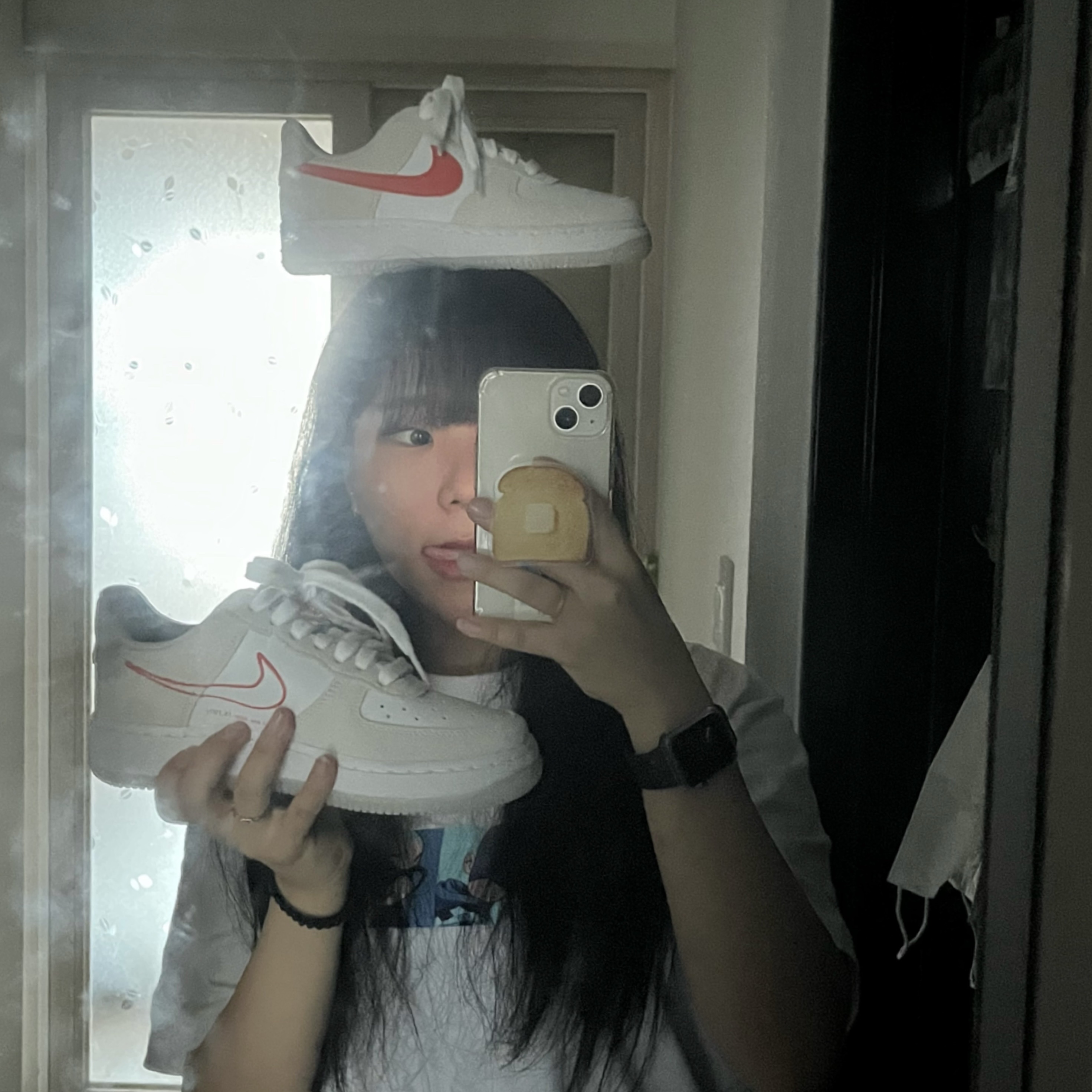 (W) Nike Air Force 1 '07 SE First Use Orange Sail 착용 스타일 - 1