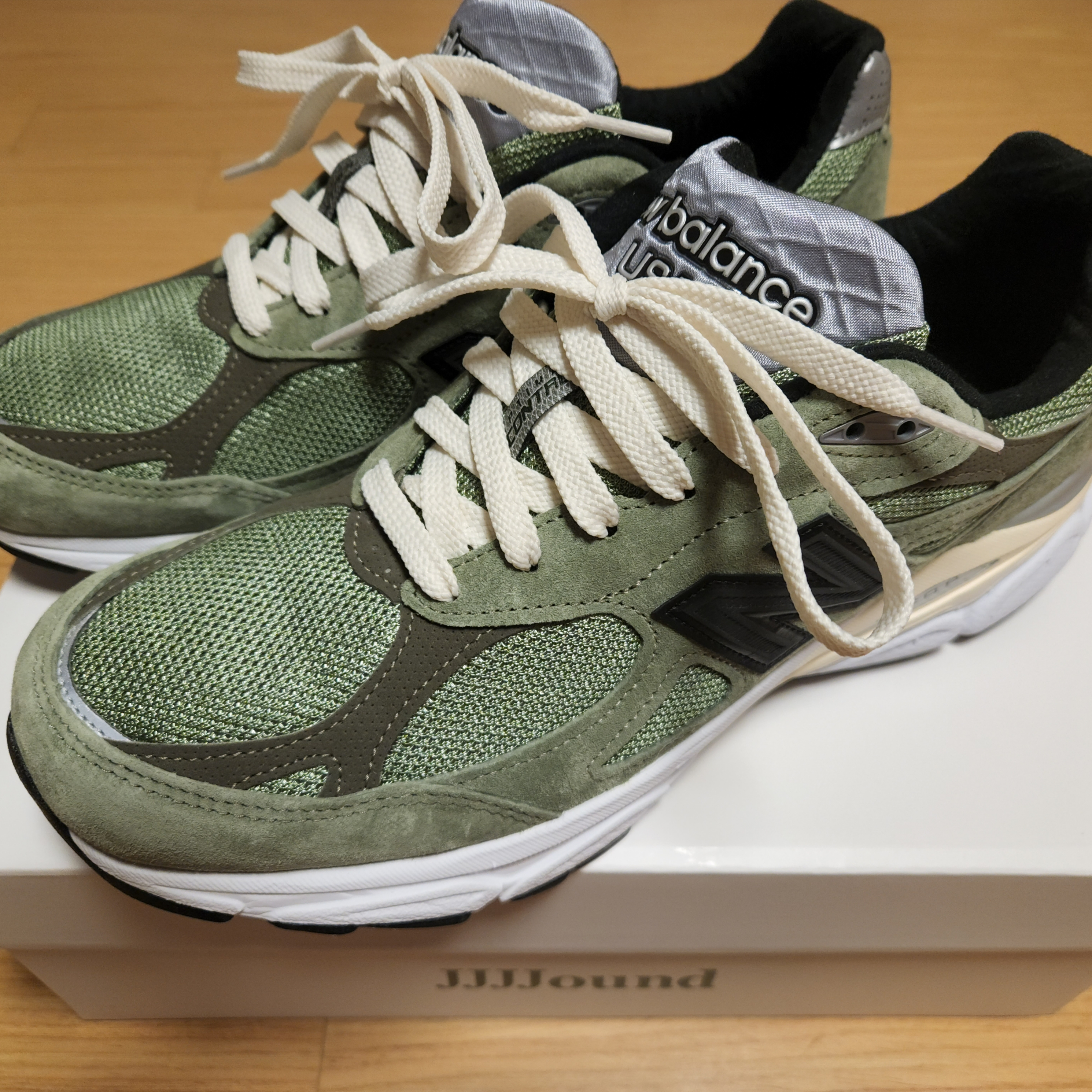 New Balance x JJJJound 990v3 Olive 착용 스타일