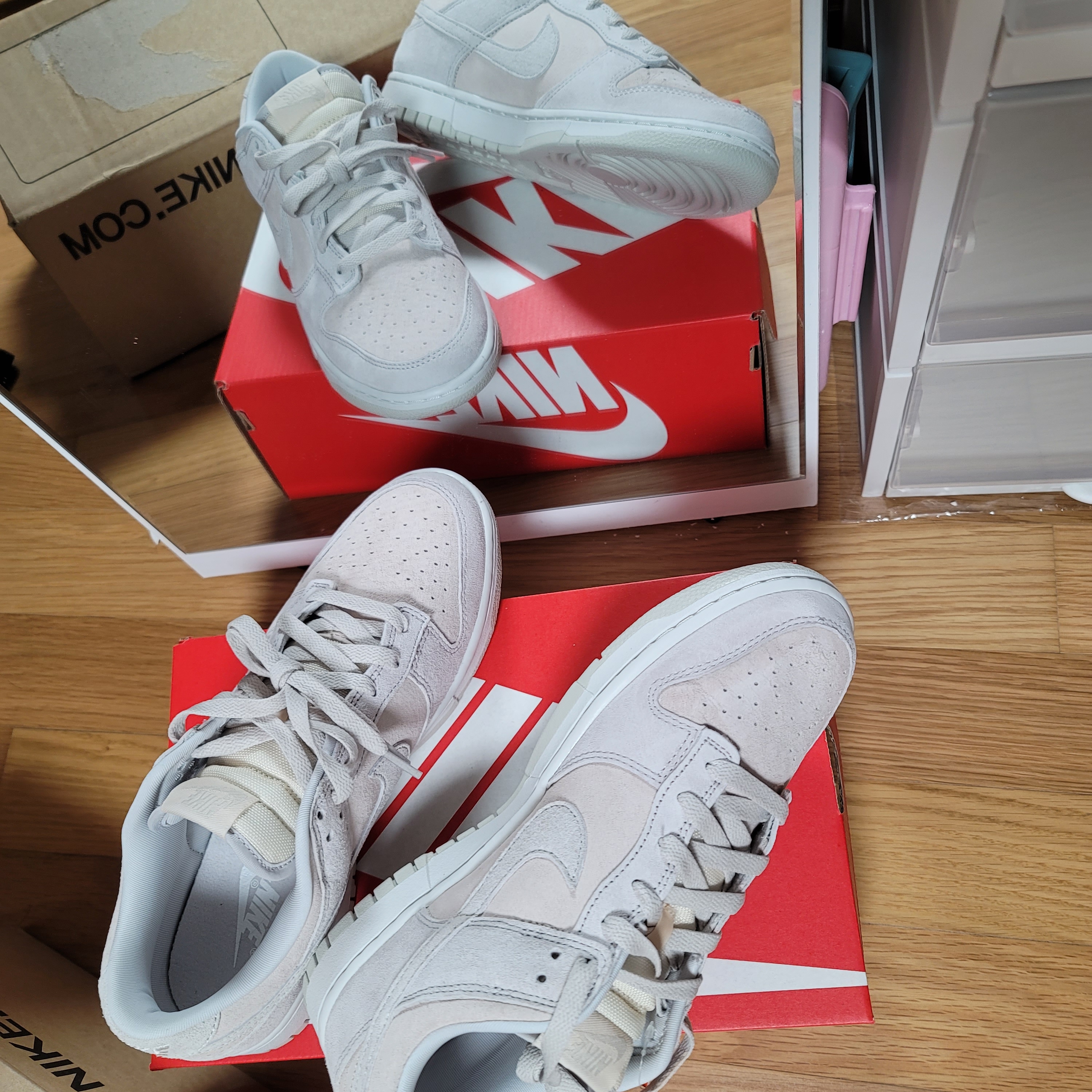 Nike Dunk Low Retro PRM Vast Grey 착용 스타일