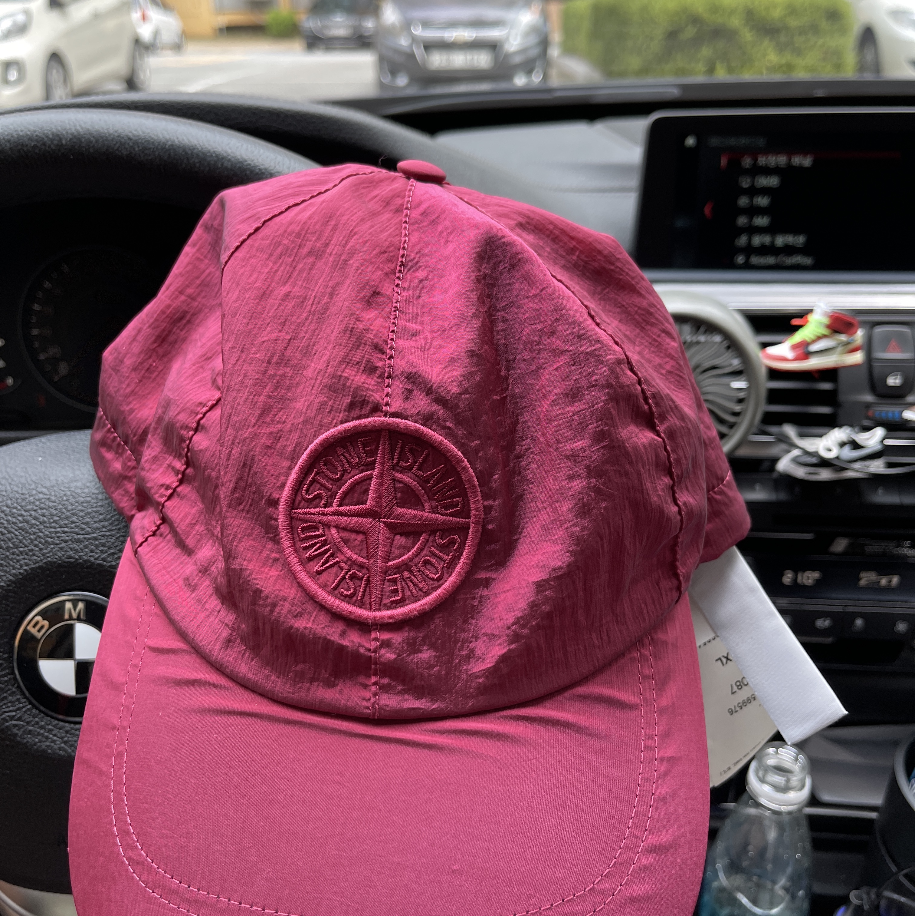 Stone Island 99576 Nylon Metal 6-Panel Cap Cyclamen - 22SS 착용 스타일 - 1