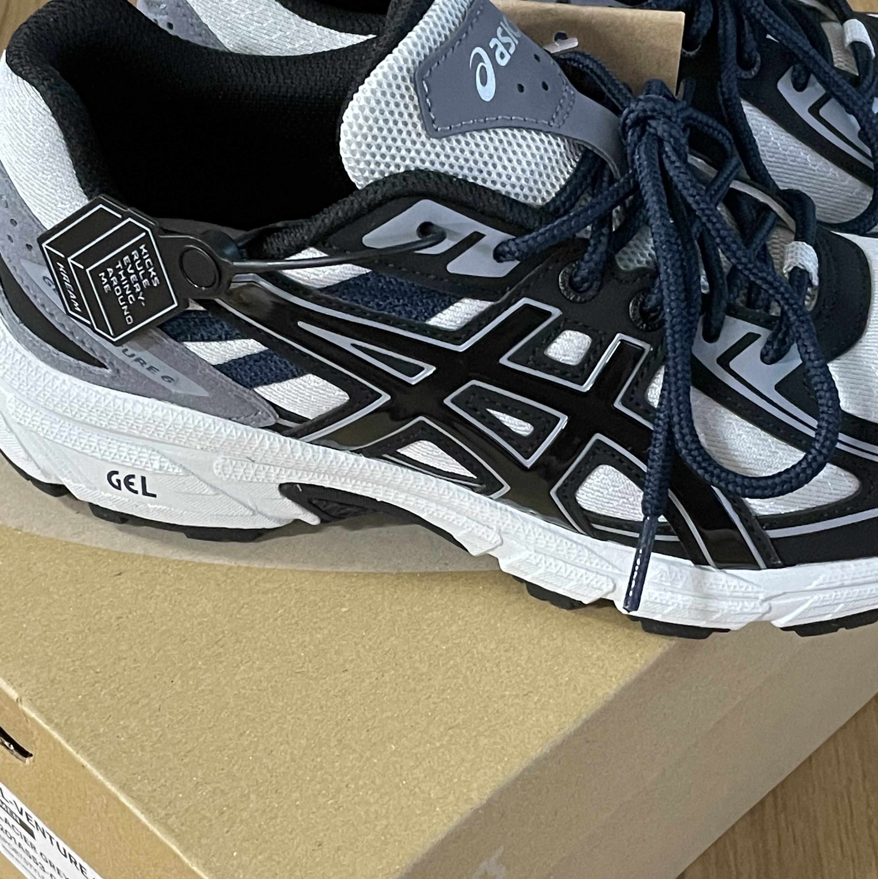 Asics Gel-Venture 6 SPS Glacier Grey 착용 스타일