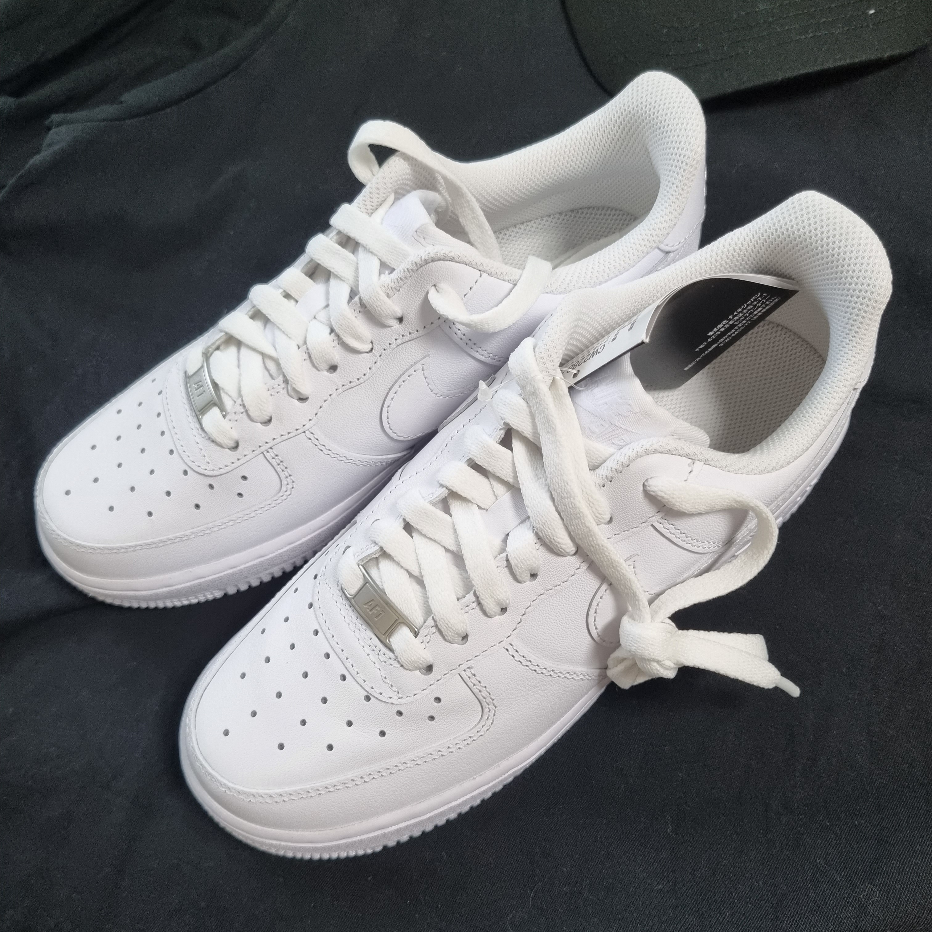 Nike Air Force 1 '07 Low White 착용 스타일