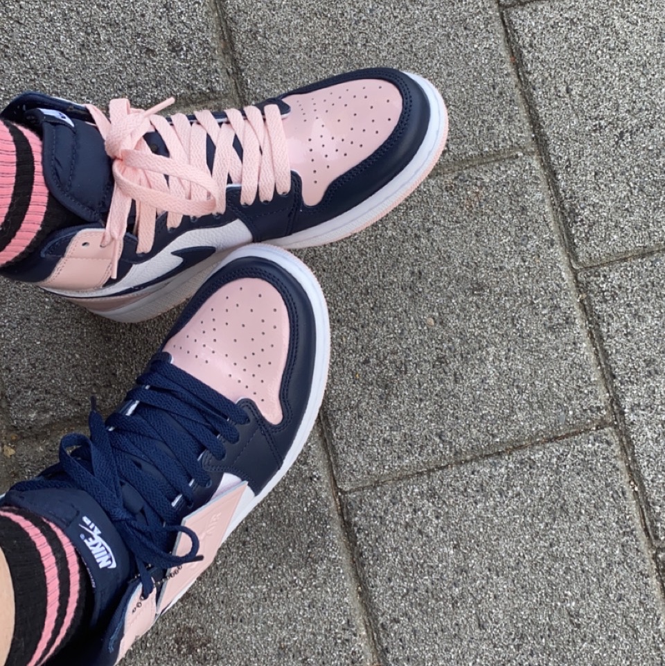 (W) Jordan 1 Retro High OG Atmosphere 착용 스타일