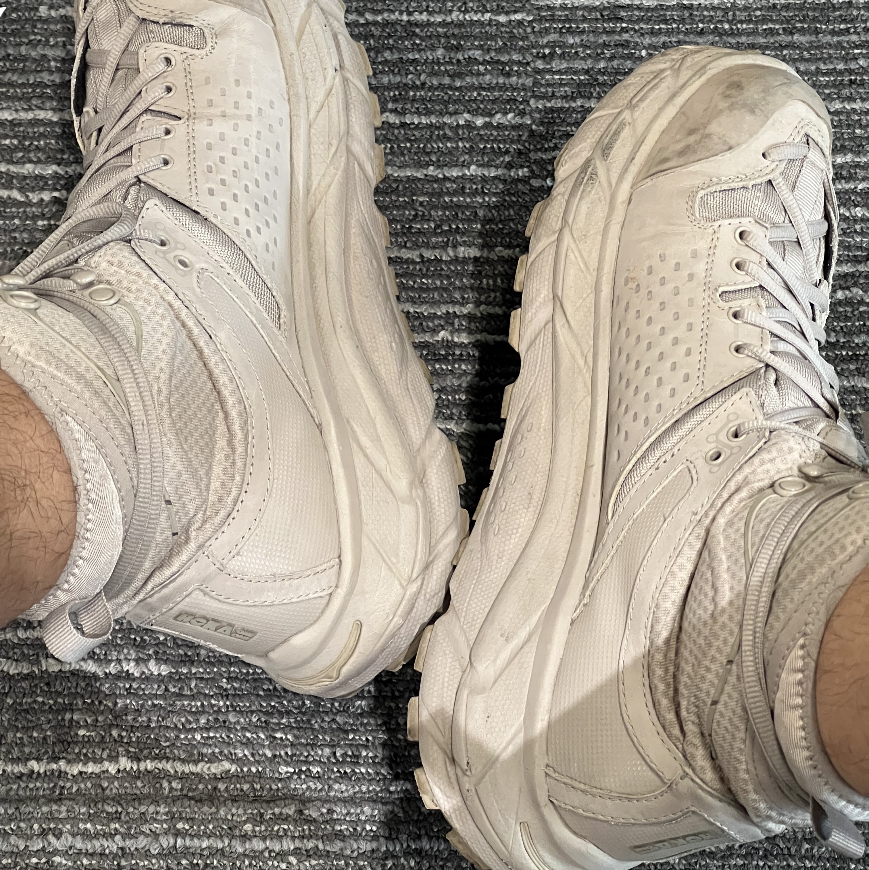 Hoka Tor Ultra Hi 2 Wp Simply Taupe 착용 스타일