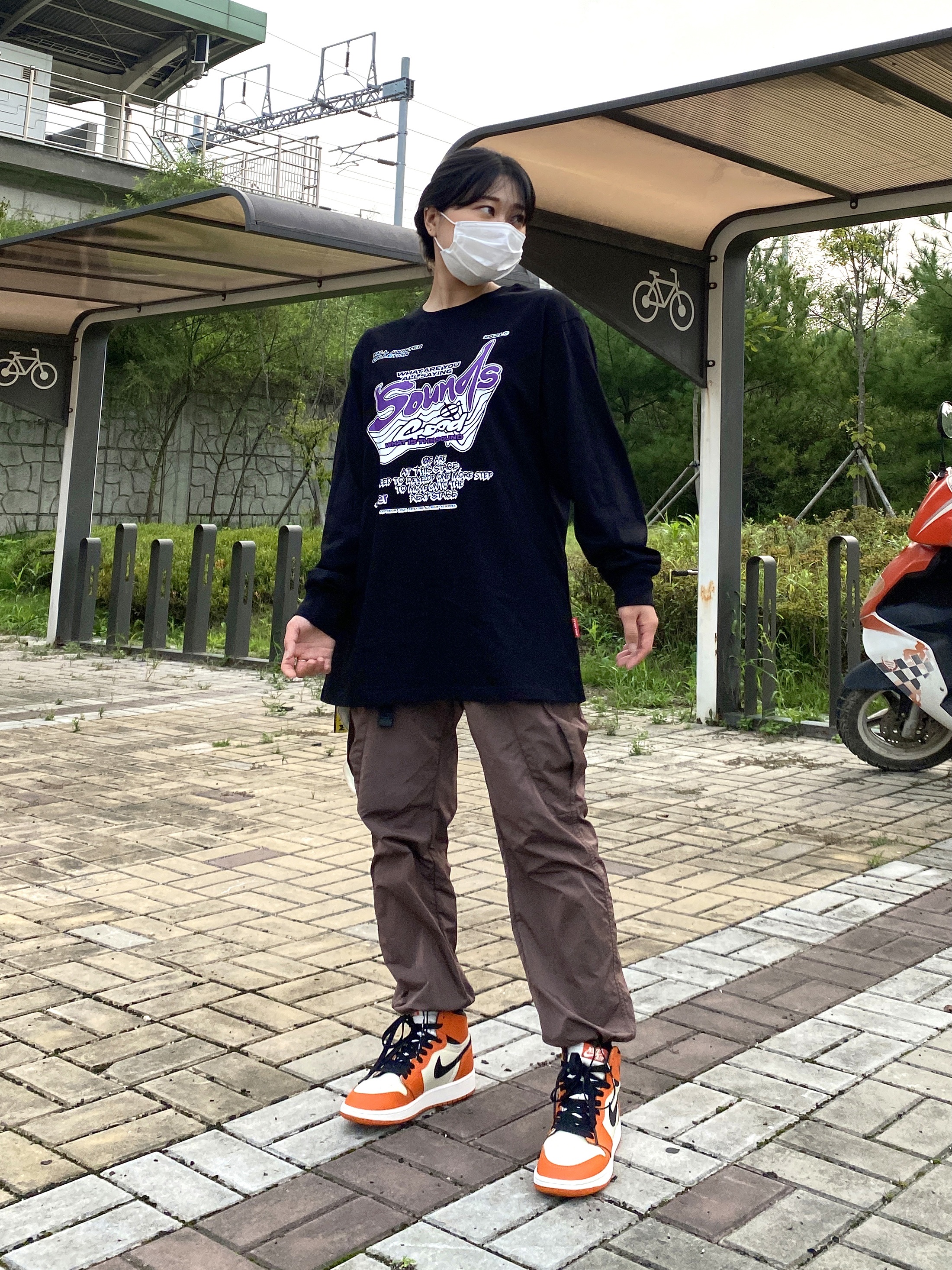 (GS) Jordan 1 Retro High OG Reverse Shattered Backboard 착용 스타일 - 2