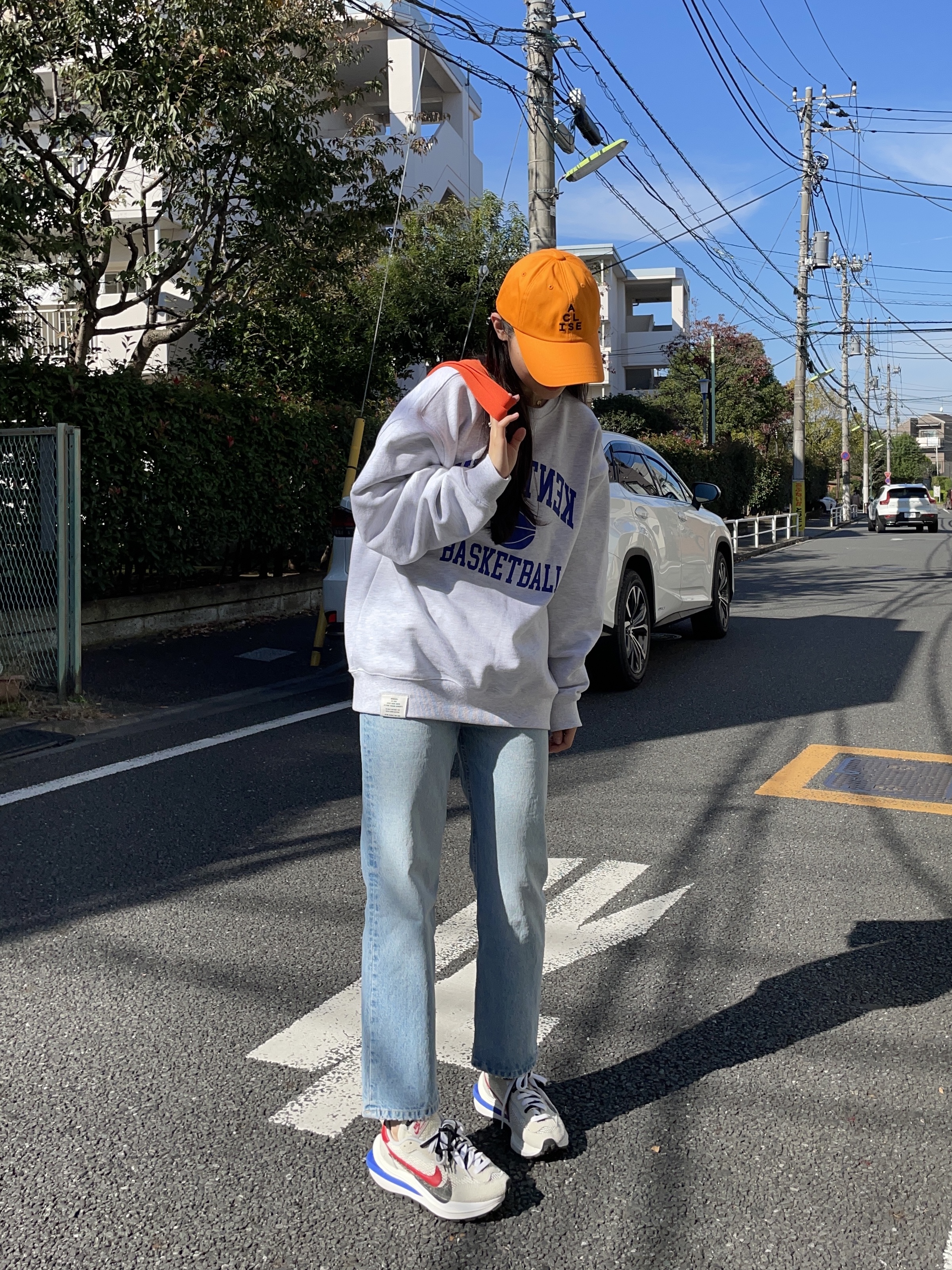 Nike x Sacai VaporWaffle Royal Fuchsia 착용 스타일