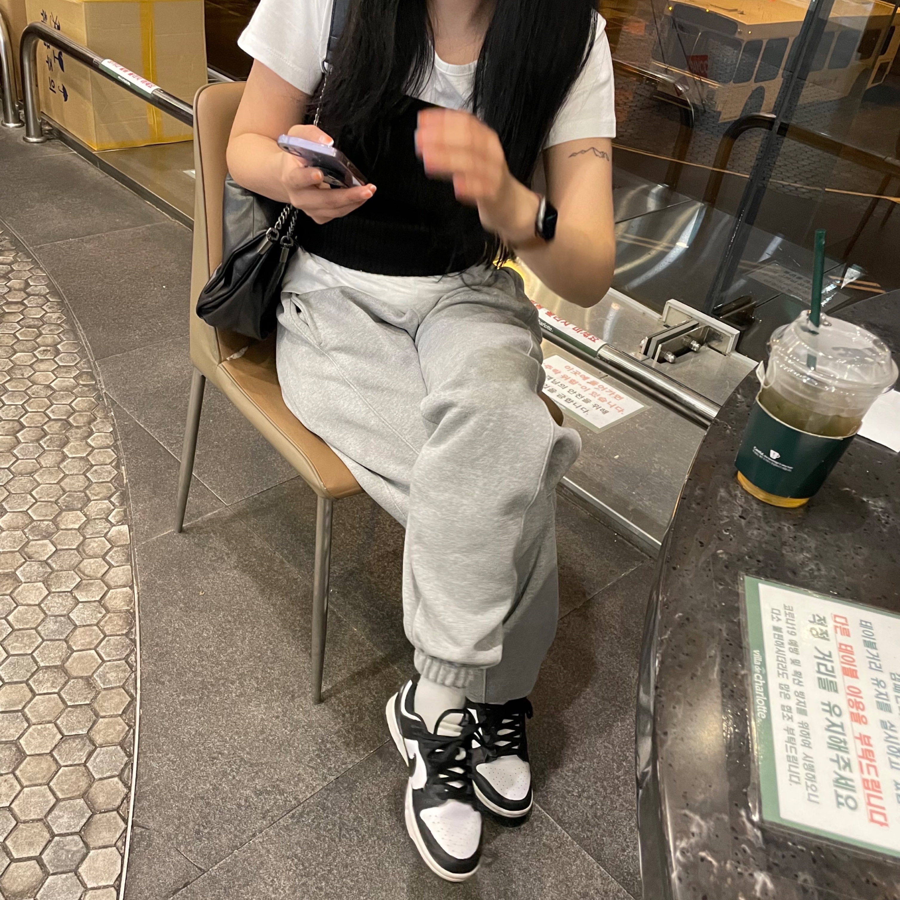 Balenciaga Cities Paris Cap Black, Nike Dunk Low Retro Black 착용 스타일 - 2