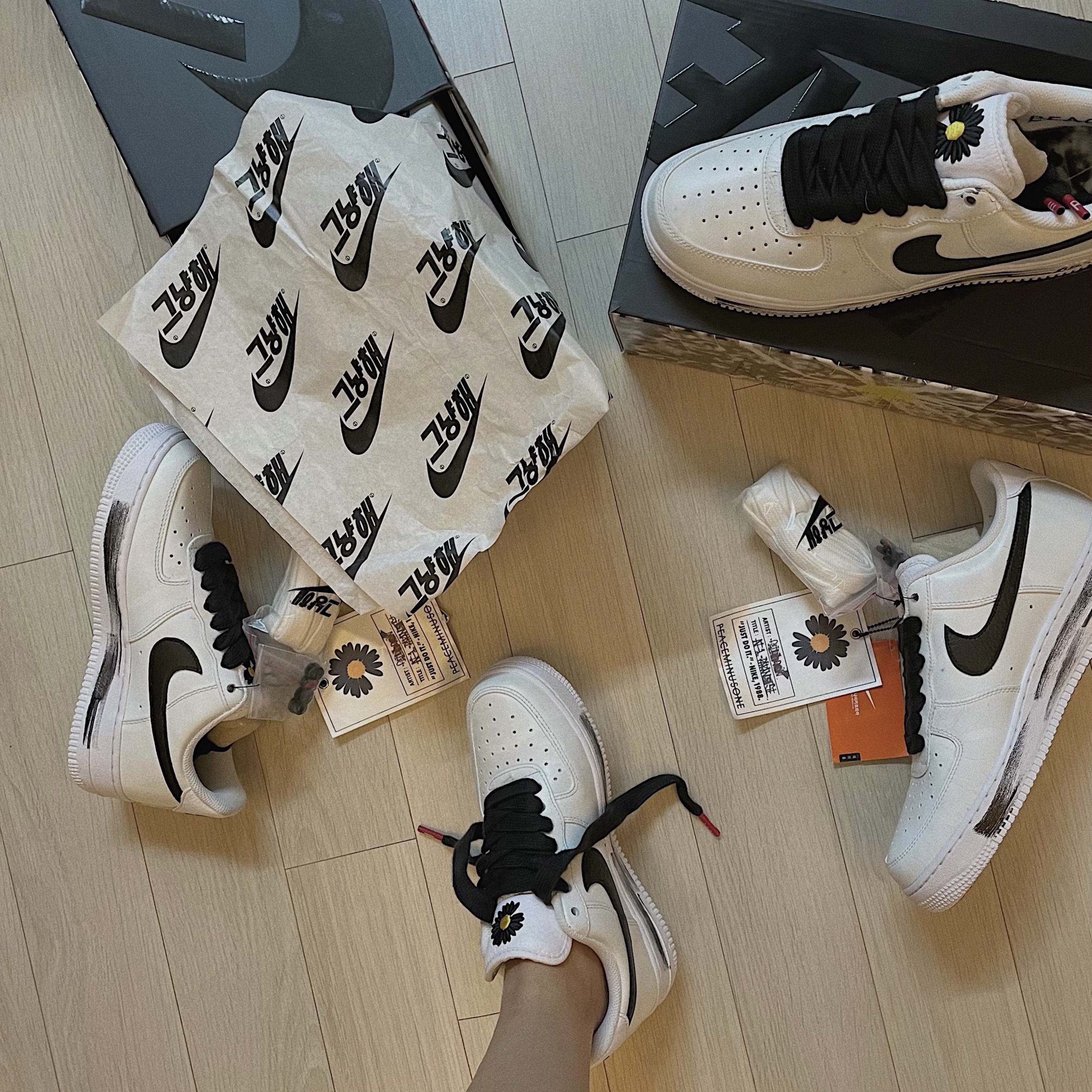 Nike x Peaceminusone Air Force 1 Low Para-Noise 2.0 착용 스타일