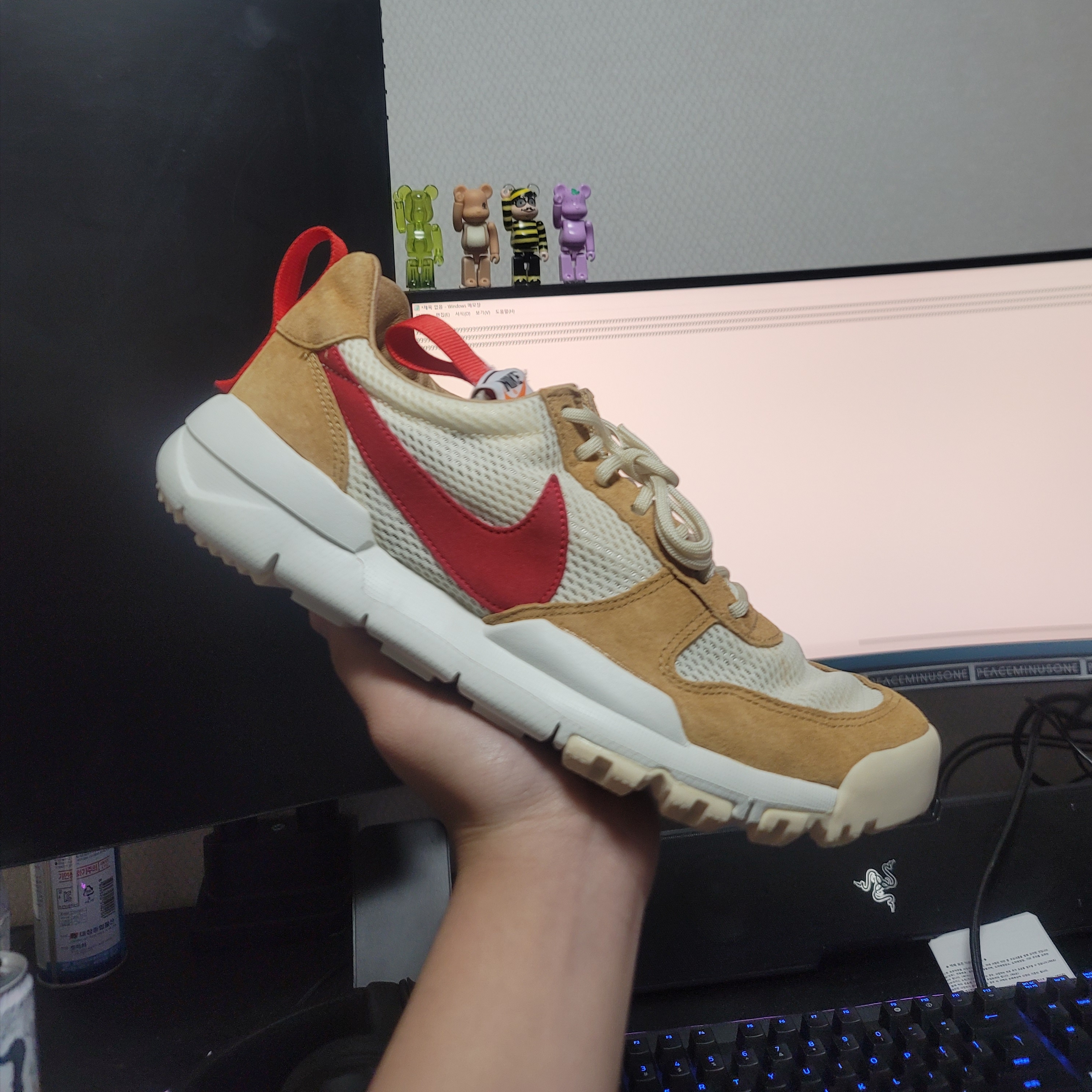 Nike x Tom Sachs Mars Yard Shoe 2.0 Space Camp 착용 스타일