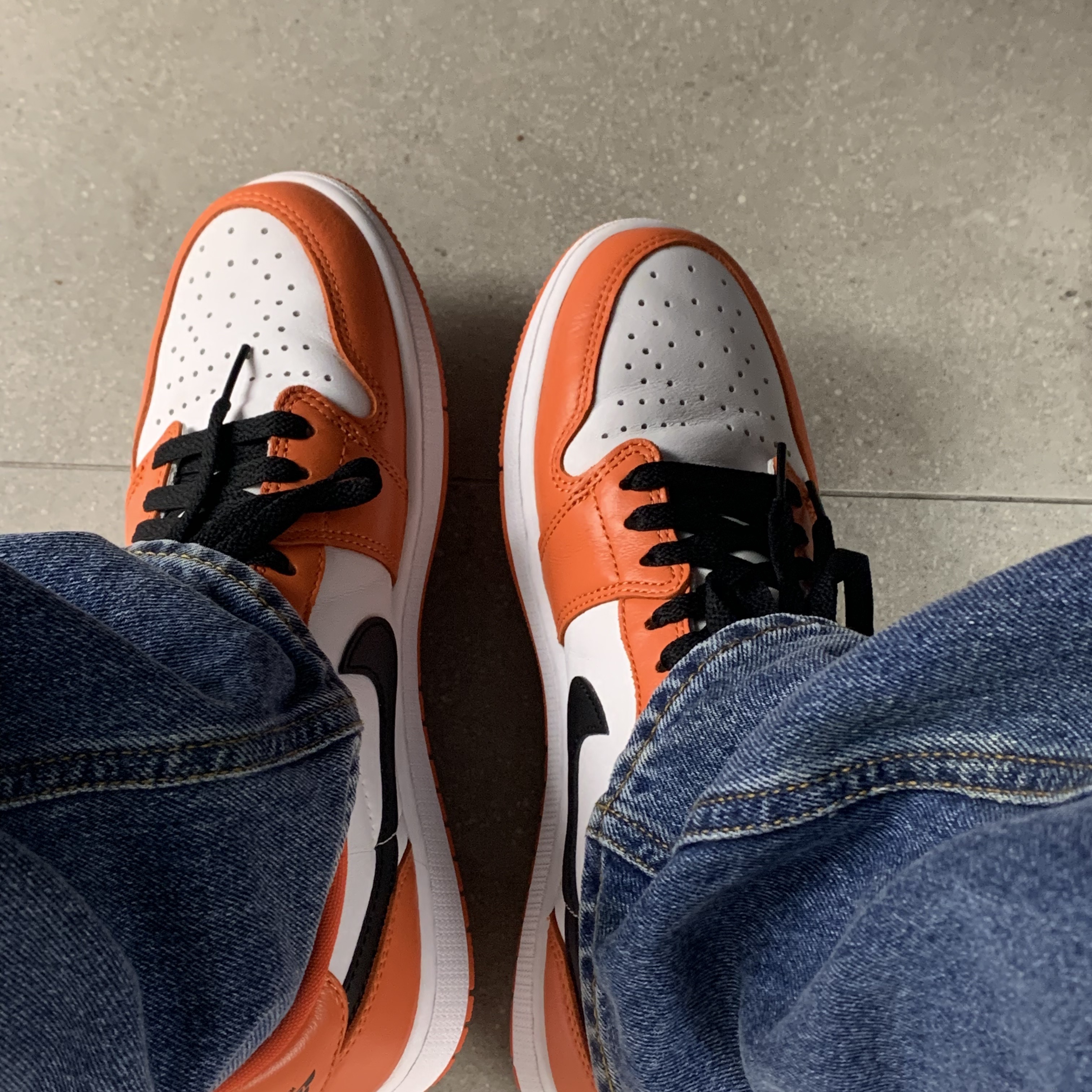 Jordan 1 Low OG Starfish 착용 스타일 - 2