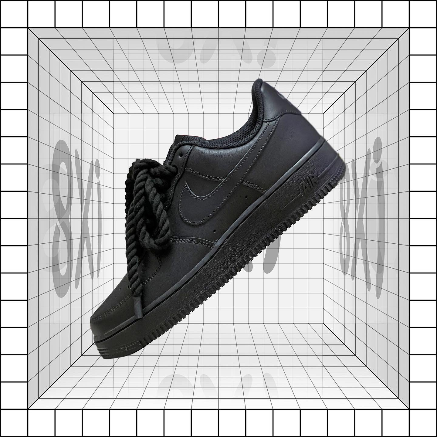 Nike Air Force 1 '07 Low Triple Black, (W) Nike Air Force 1 '07 Low Triple Black 착용 스타일 - 1