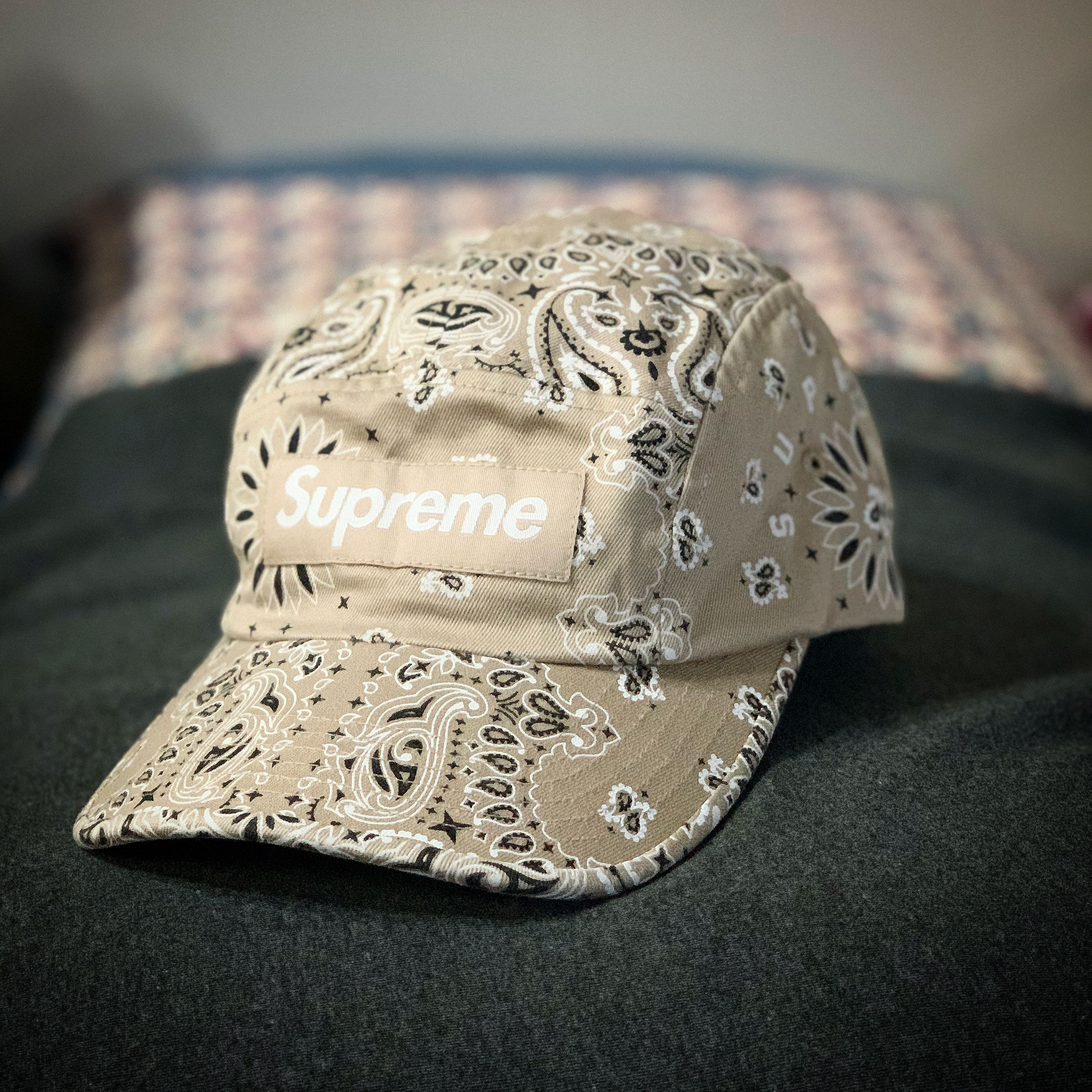 Supreme Bandana Camp Cap Tan - 21SS 착용 스타일