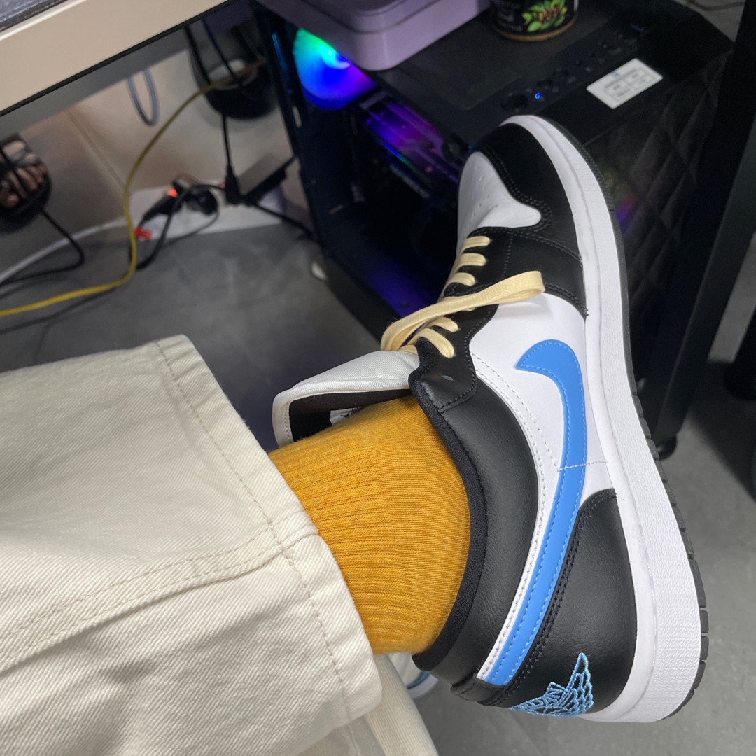 Jordan 1 x Travis Scott x Fragment Retro Low OG SP Military Blue, (W) Jordan 1 Low Black University Blue 착용 스타일 - 2