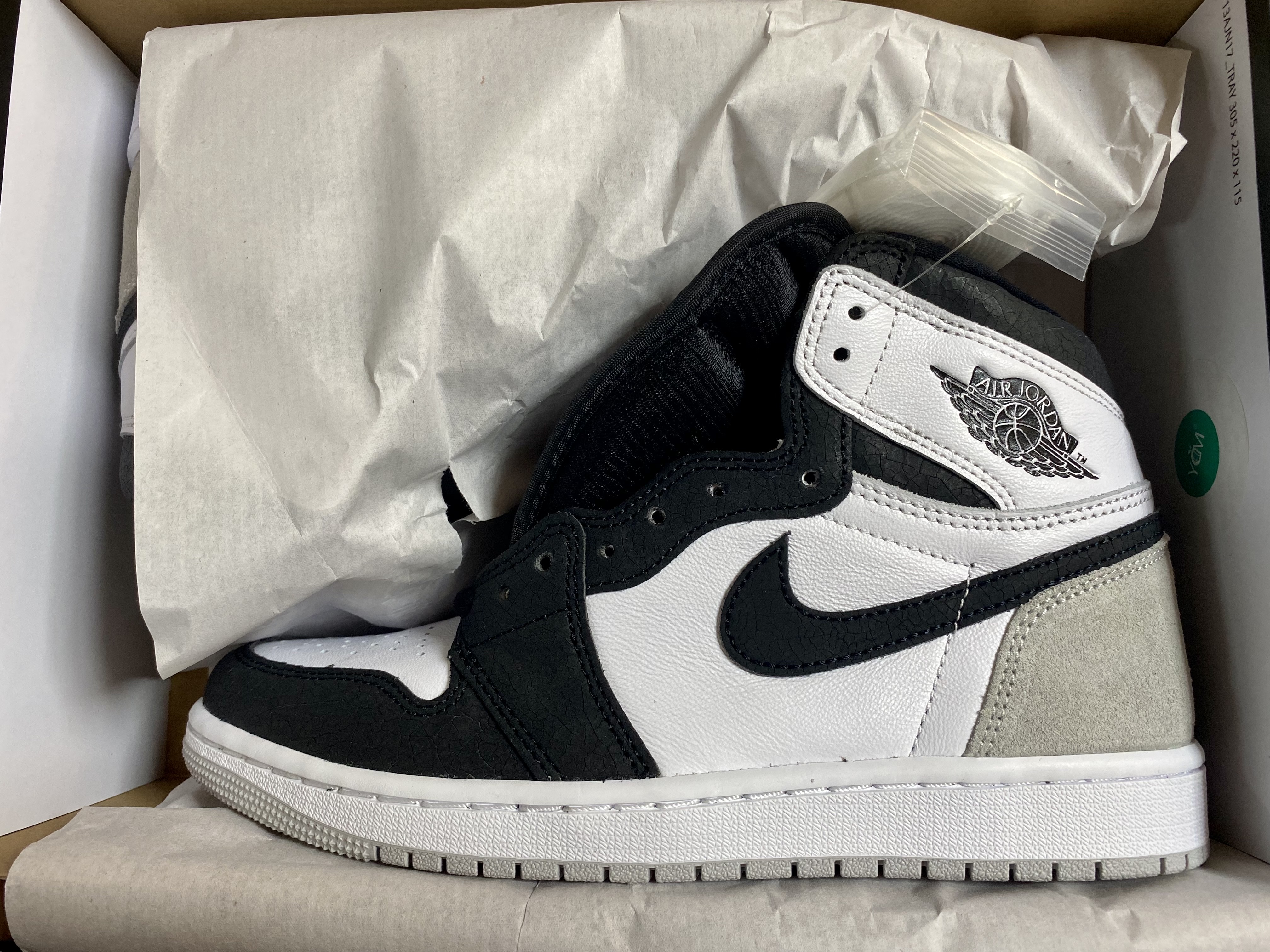 Jordan 1 Retro High OG Bleached Coral 착용 스타일