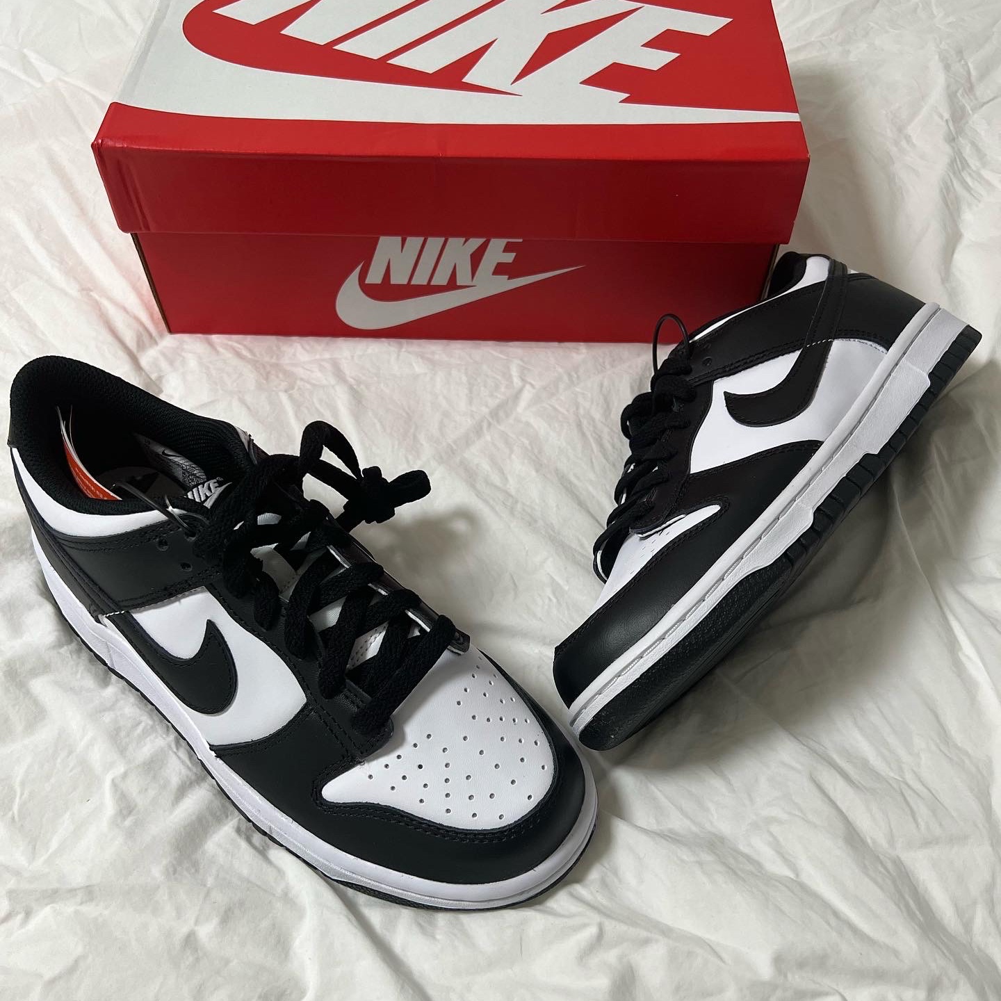 Nike Dunk Low Retro Black 착용 스타일 - 1