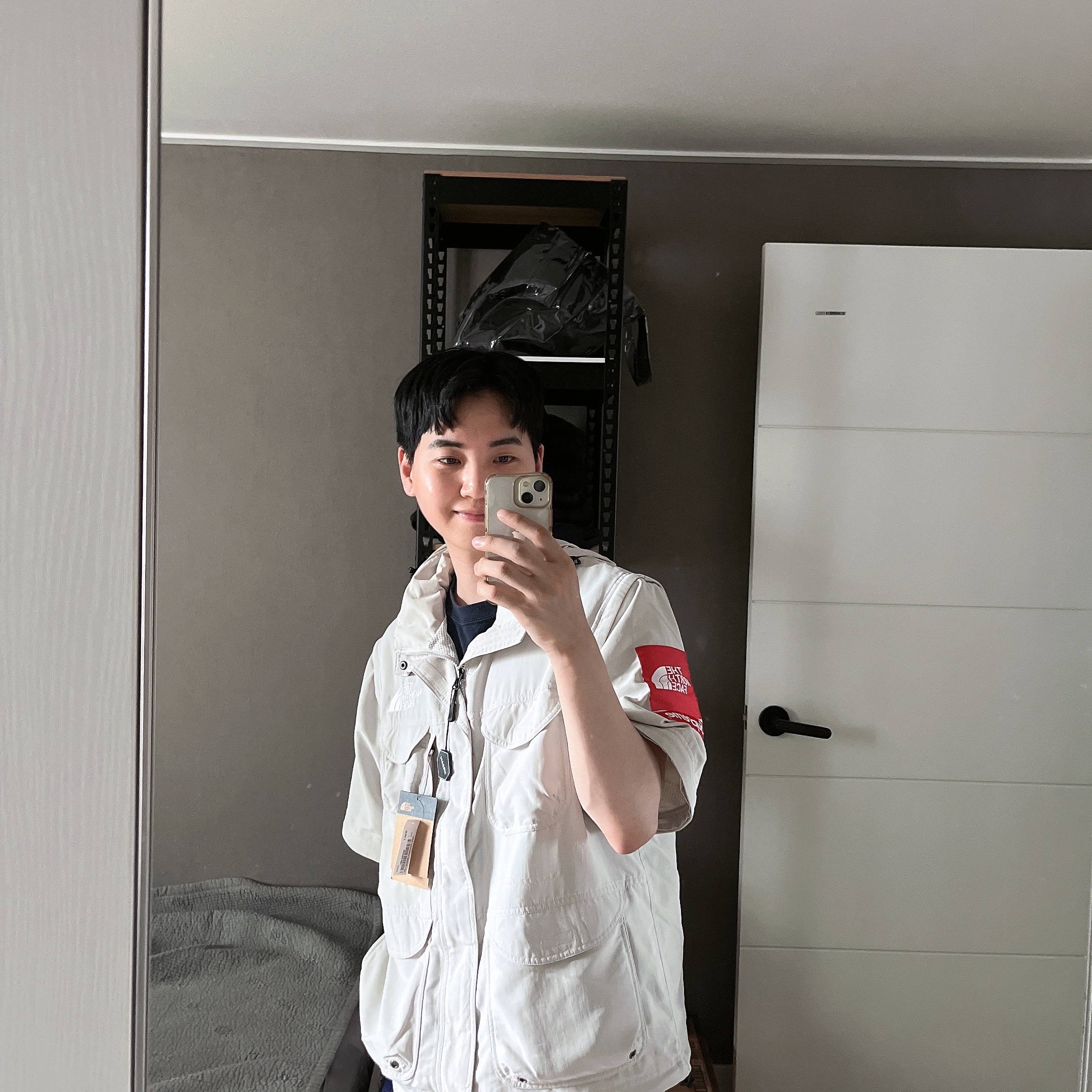 Supreme x The North Face Trekking Convertible Jacket Stone - 22SS 착용 스타일