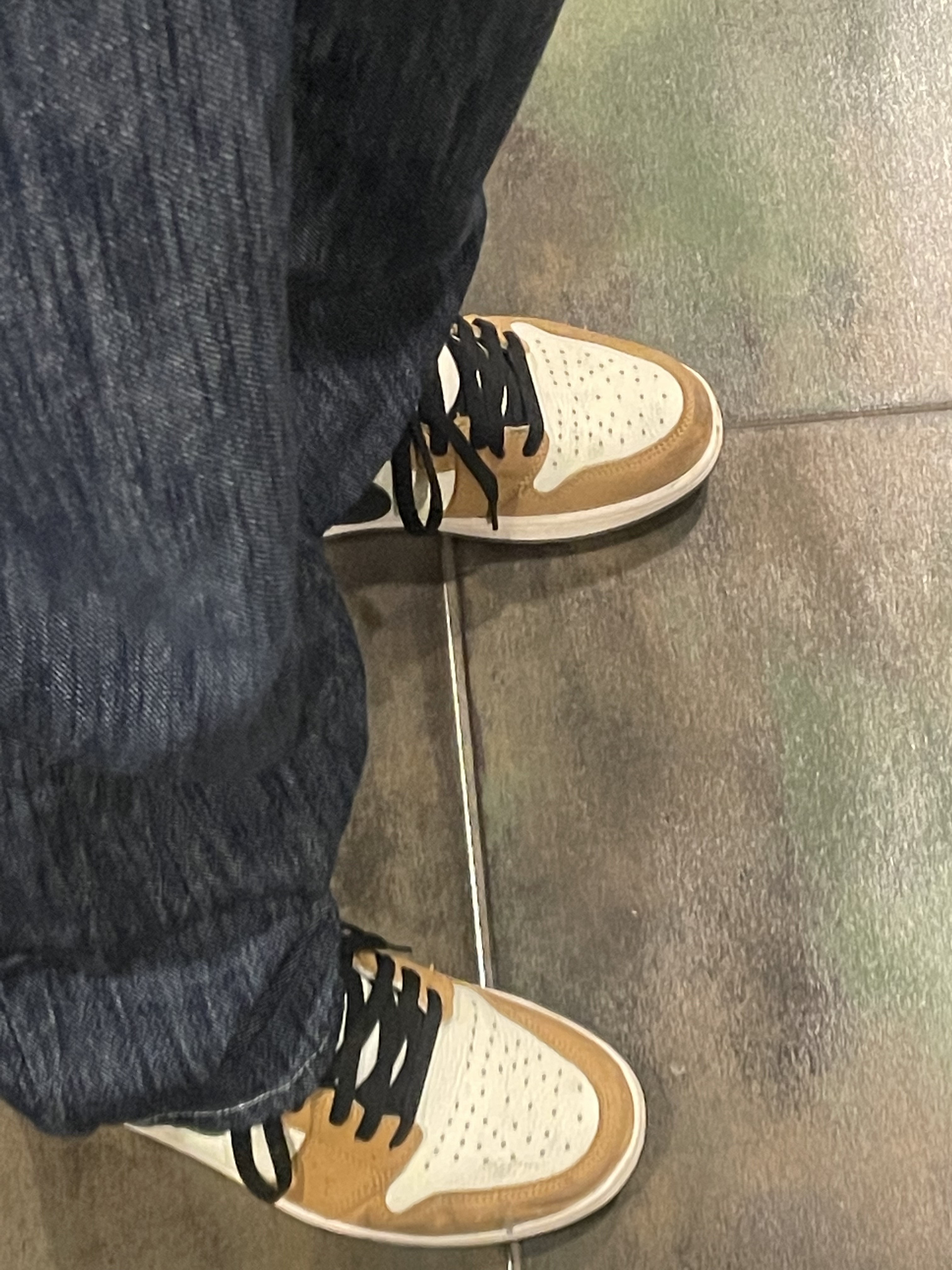 Jordan 1 Retro High Rookie of the Year 착용 스타일 - 2