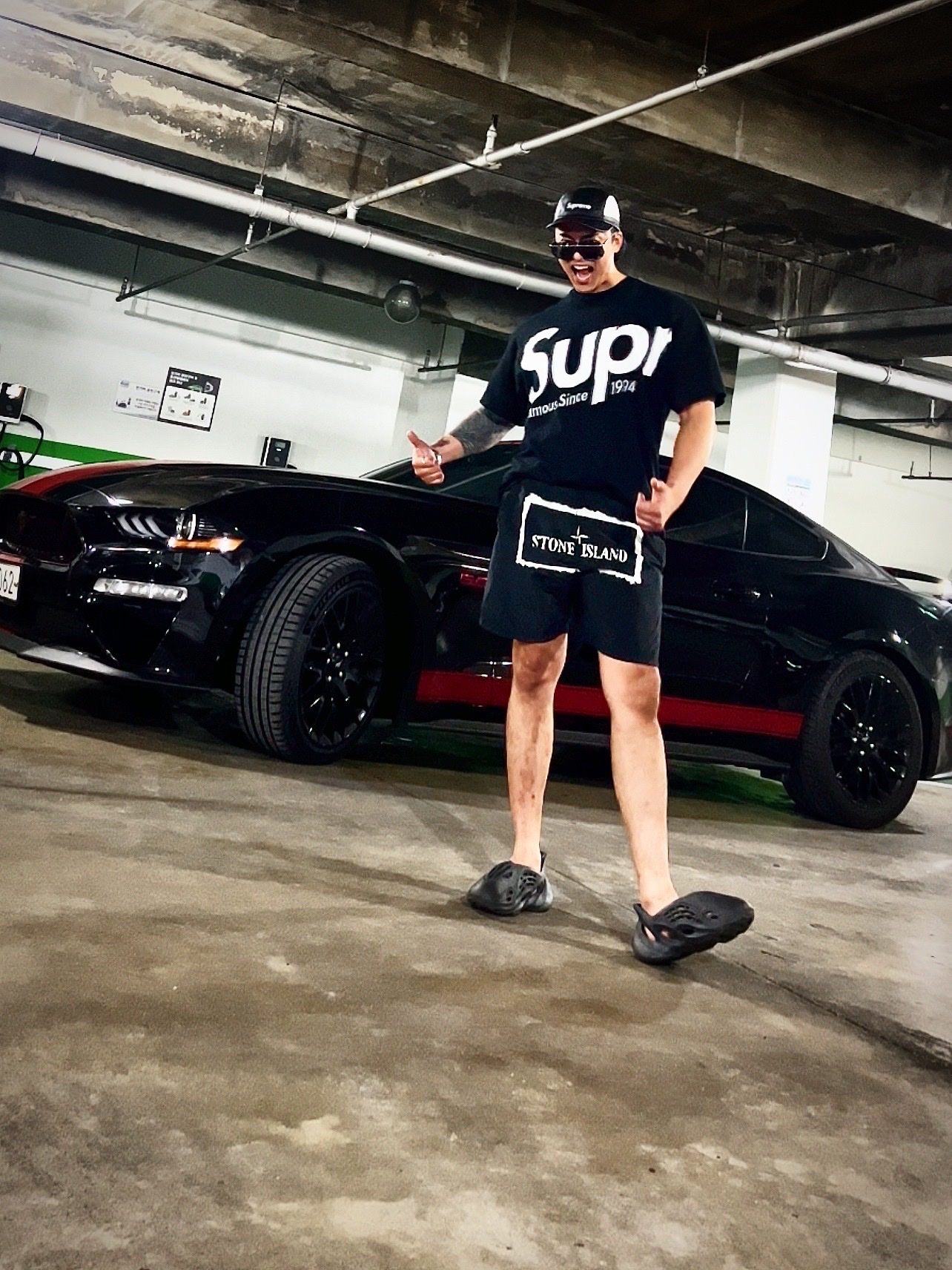 Supreme Intarsia Spellout S/S Top Black - 21SS, Stone Island B0992 Nylon Metal Stencil Print Swimming Trunk Black - 21SS 착용 스타일 - 4