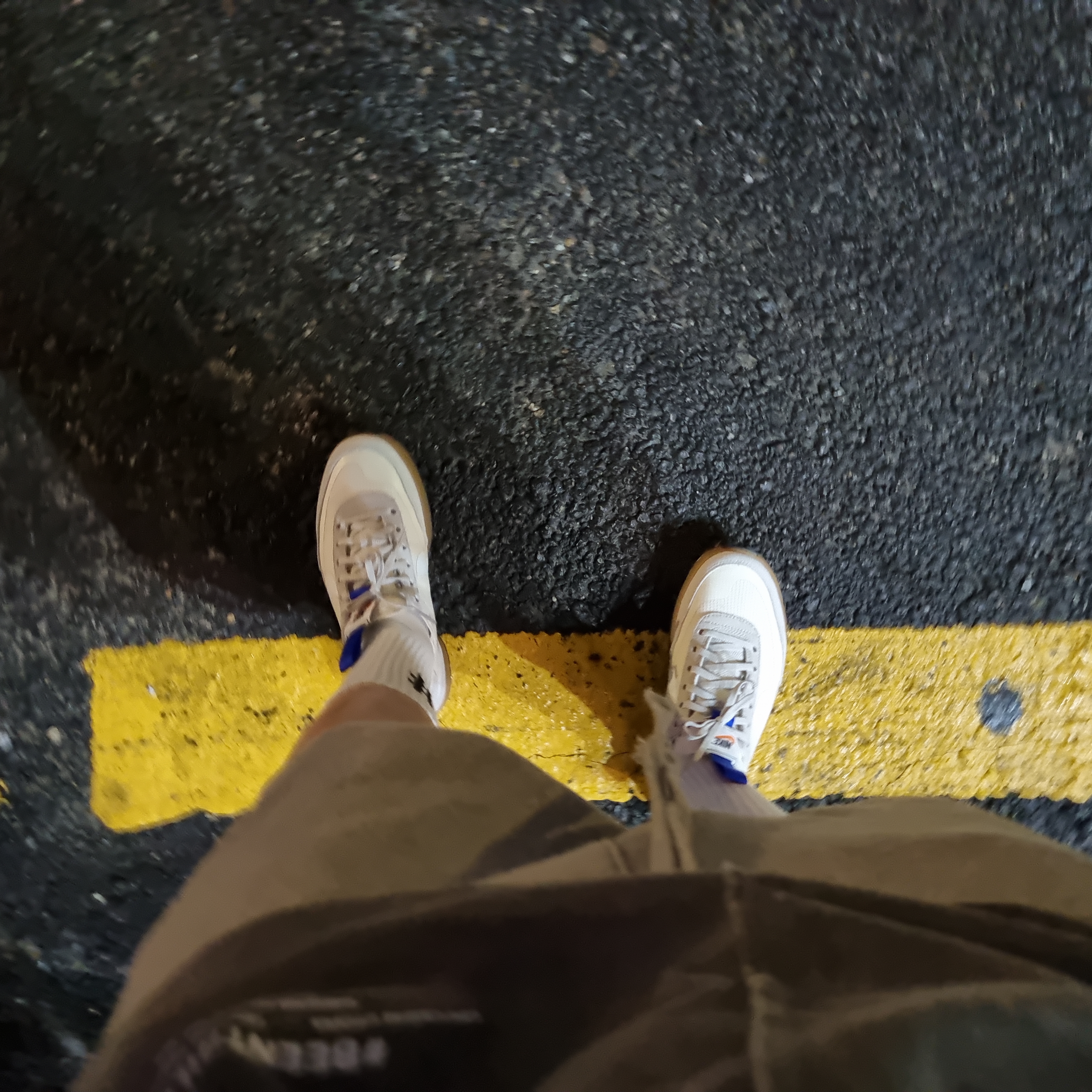 Nike x Tom Sachs General Purpose Shoe Light Cream, Essentials The Core Collection Sweatshorts Oatmeal 착용 스타일 - 2