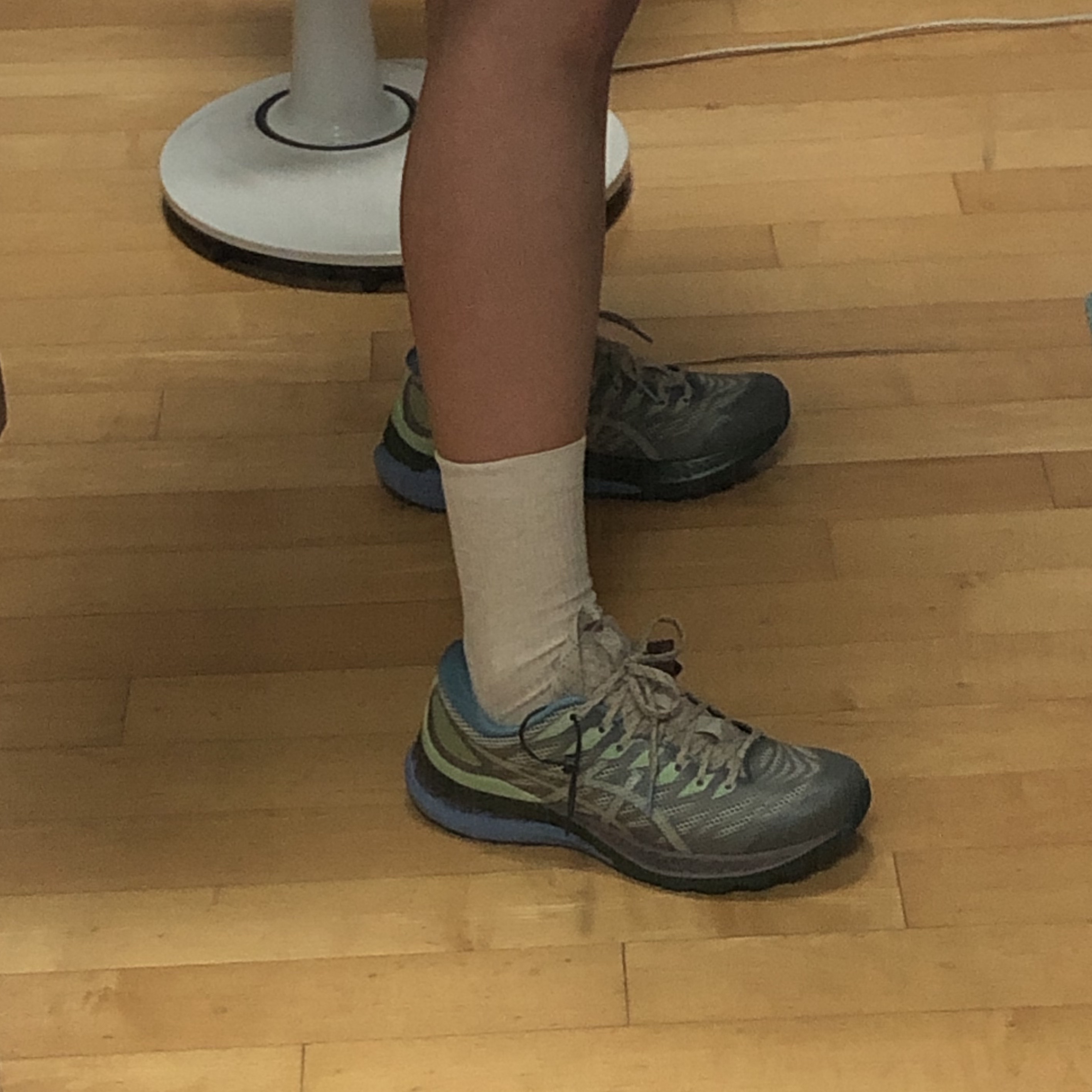 (W) Asics FN3-S Gel-Kayano 28 Gargoyle Fog 착용 스타일