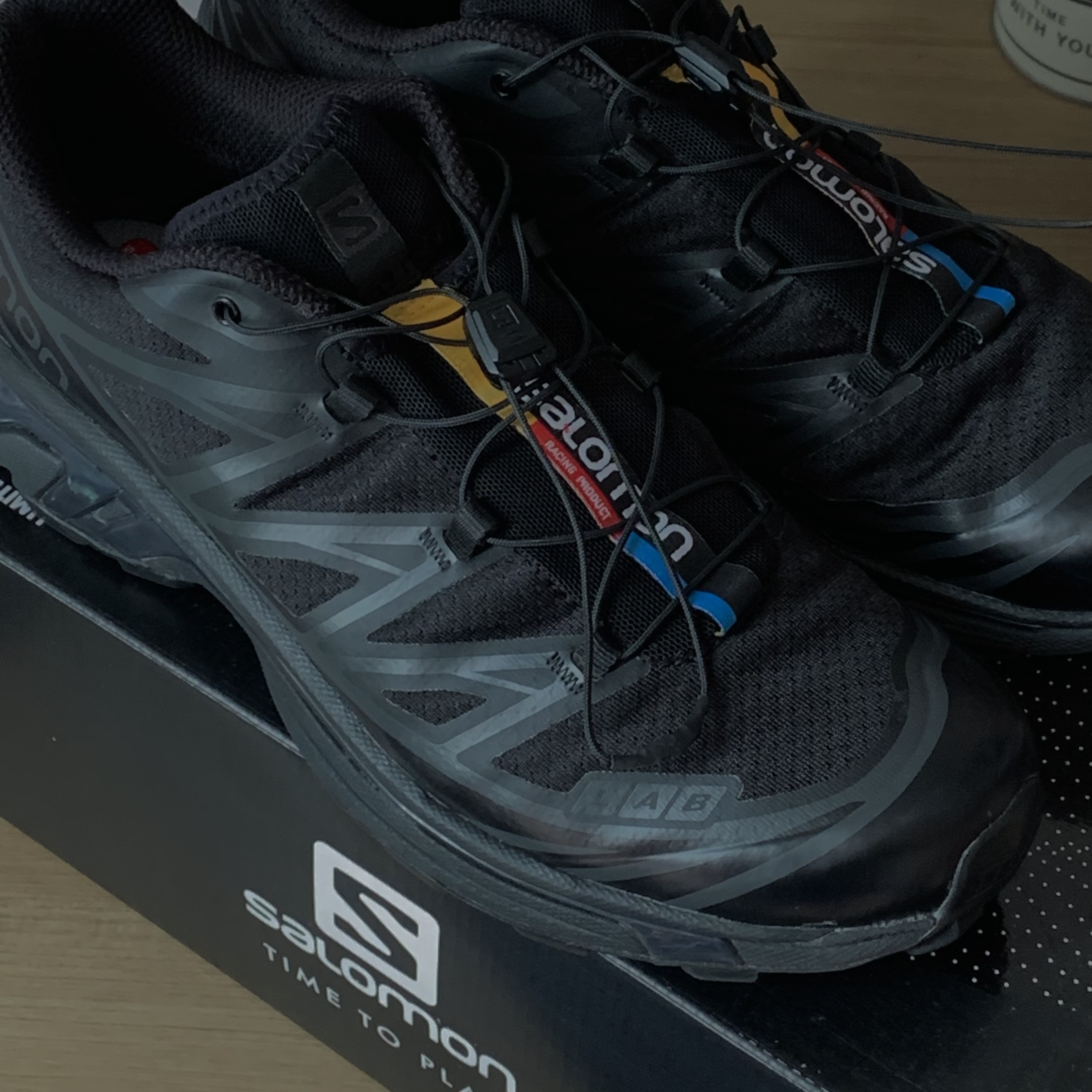 Salomon XT-6 ADV Black 착용 스타일 - 1