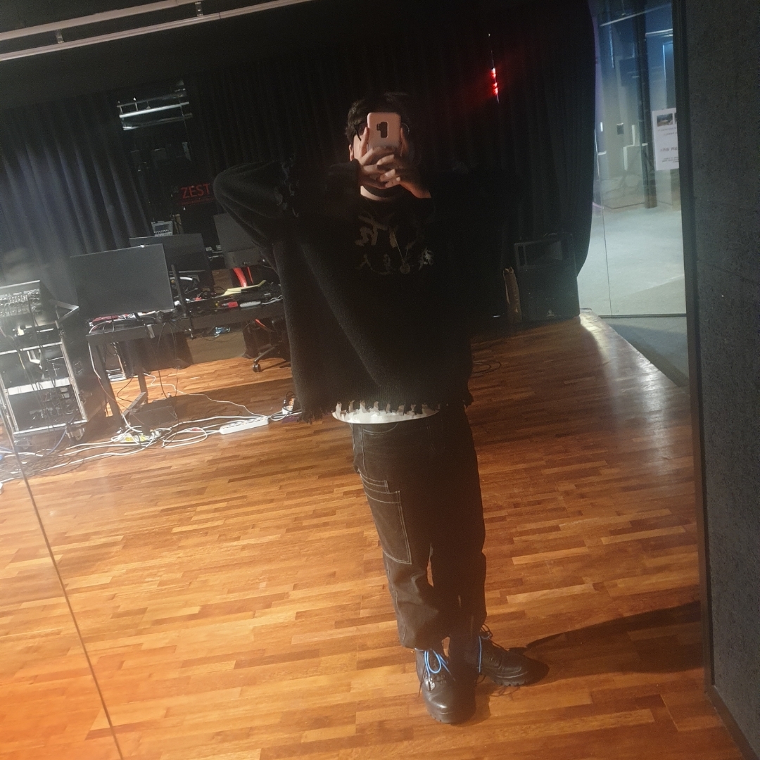 Converse x Ambush Chuck Taylor All Star Duck Boot Black 착용 스타일