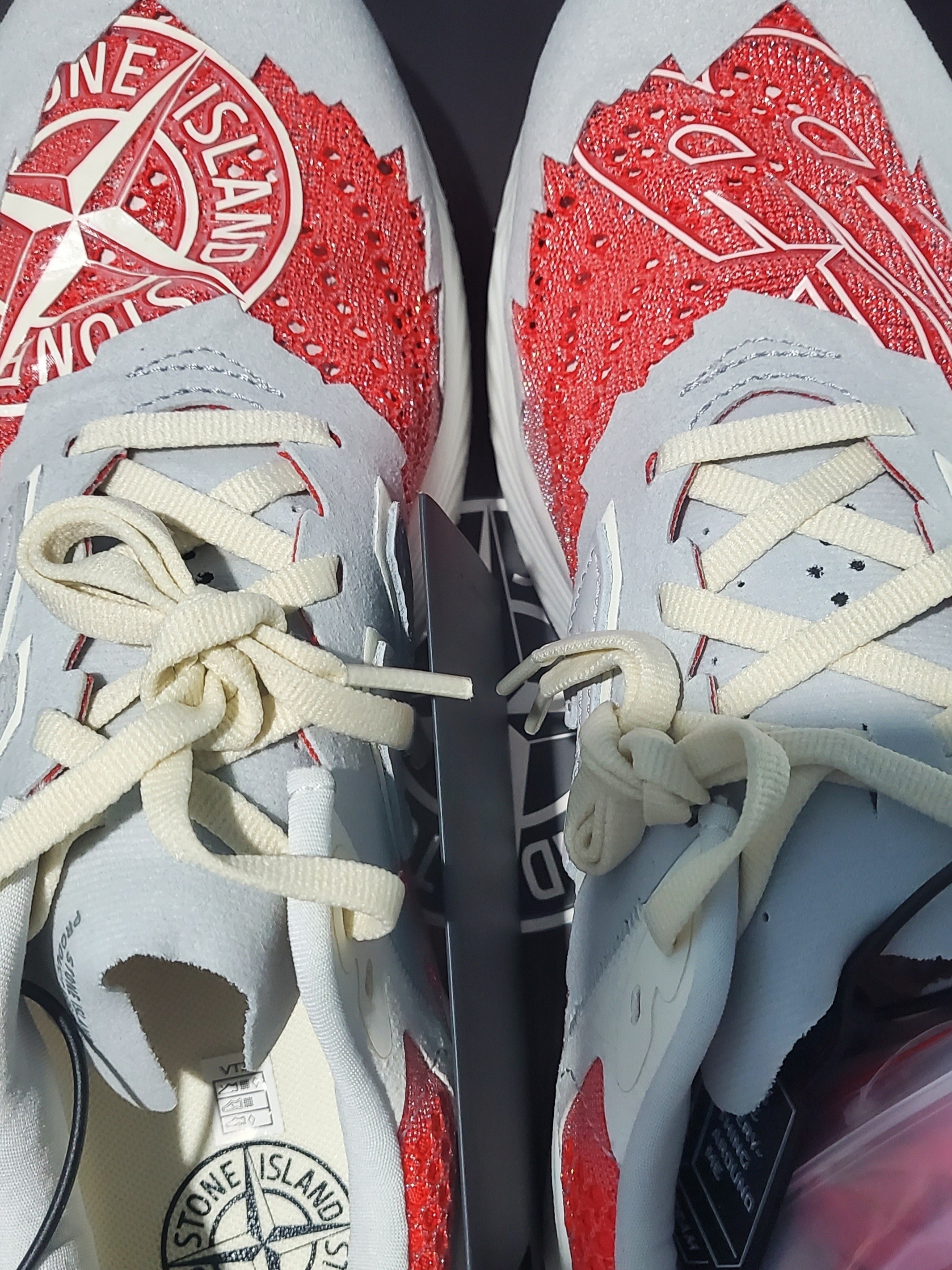 New Balance x Stone Island x Tokyo Design Studio FuelCell RC Elite v2 SI Red 착용 스타일 - 1