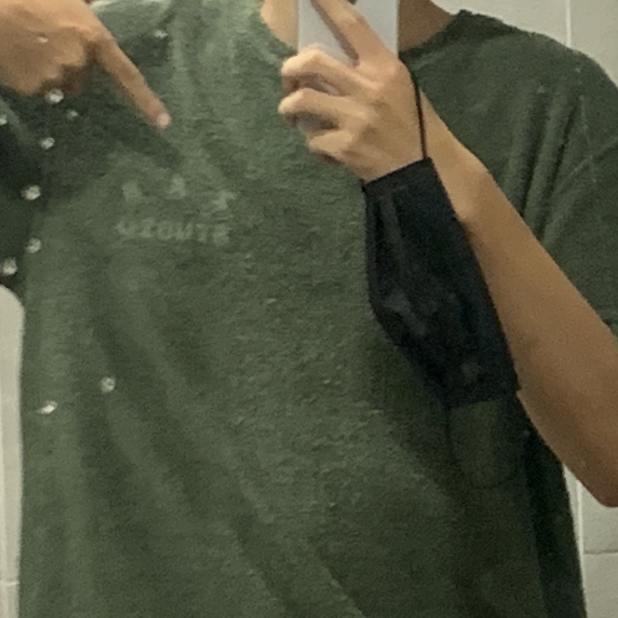 IAB Studio Towel T-Shirt Deep Green 착용 스타일