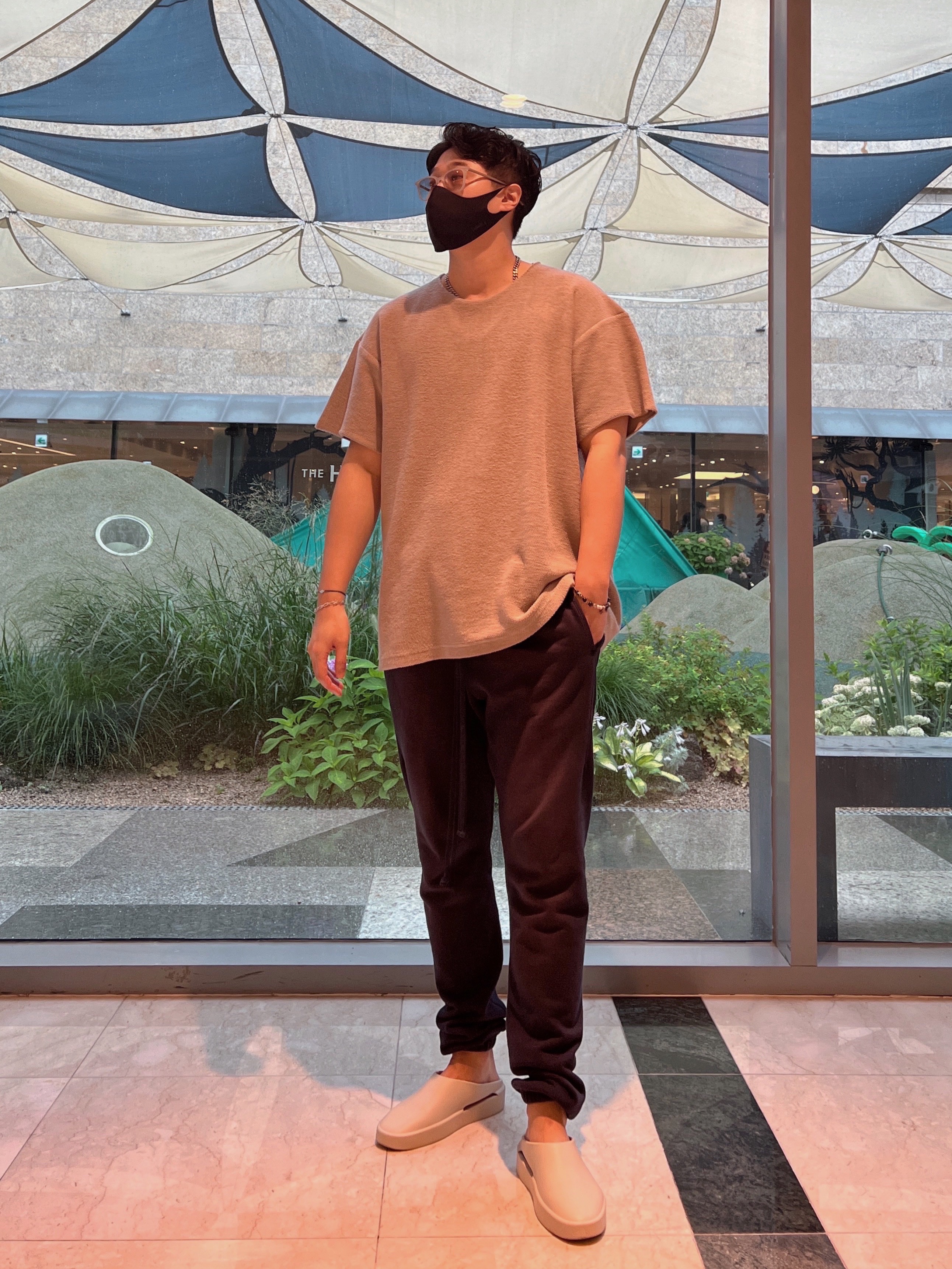 Fear of God The California Oat 착용 스타일
