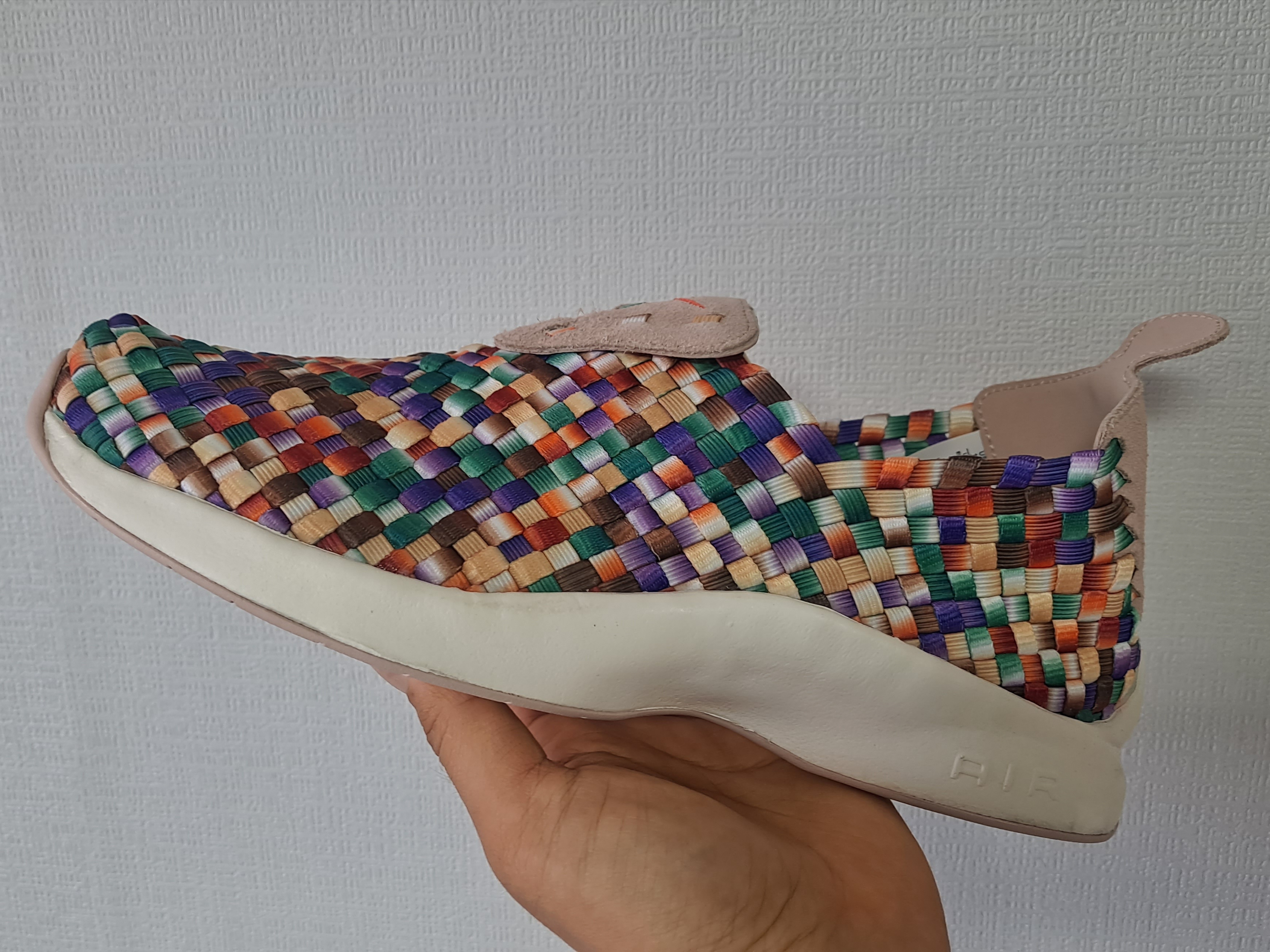 Nike Air Woven Fossil Stone 착용 스타일 - 3