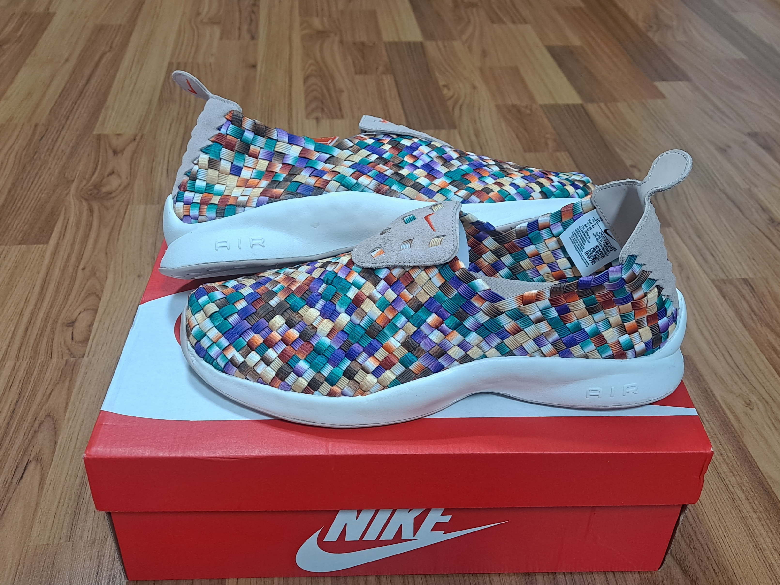 Nike Air Woven Fossil Stone 착용 스타일 - 2