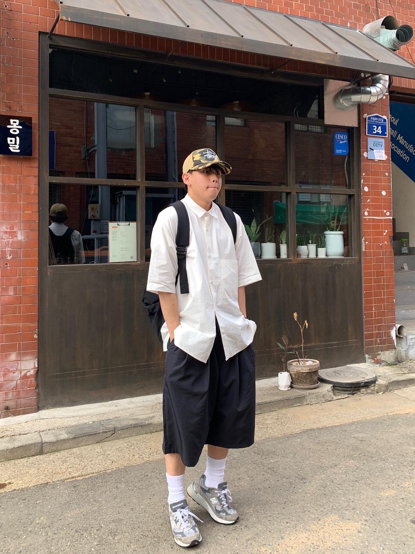 Stussy x BAPE Trucker Cap Yellow 착용 스타일 - 2