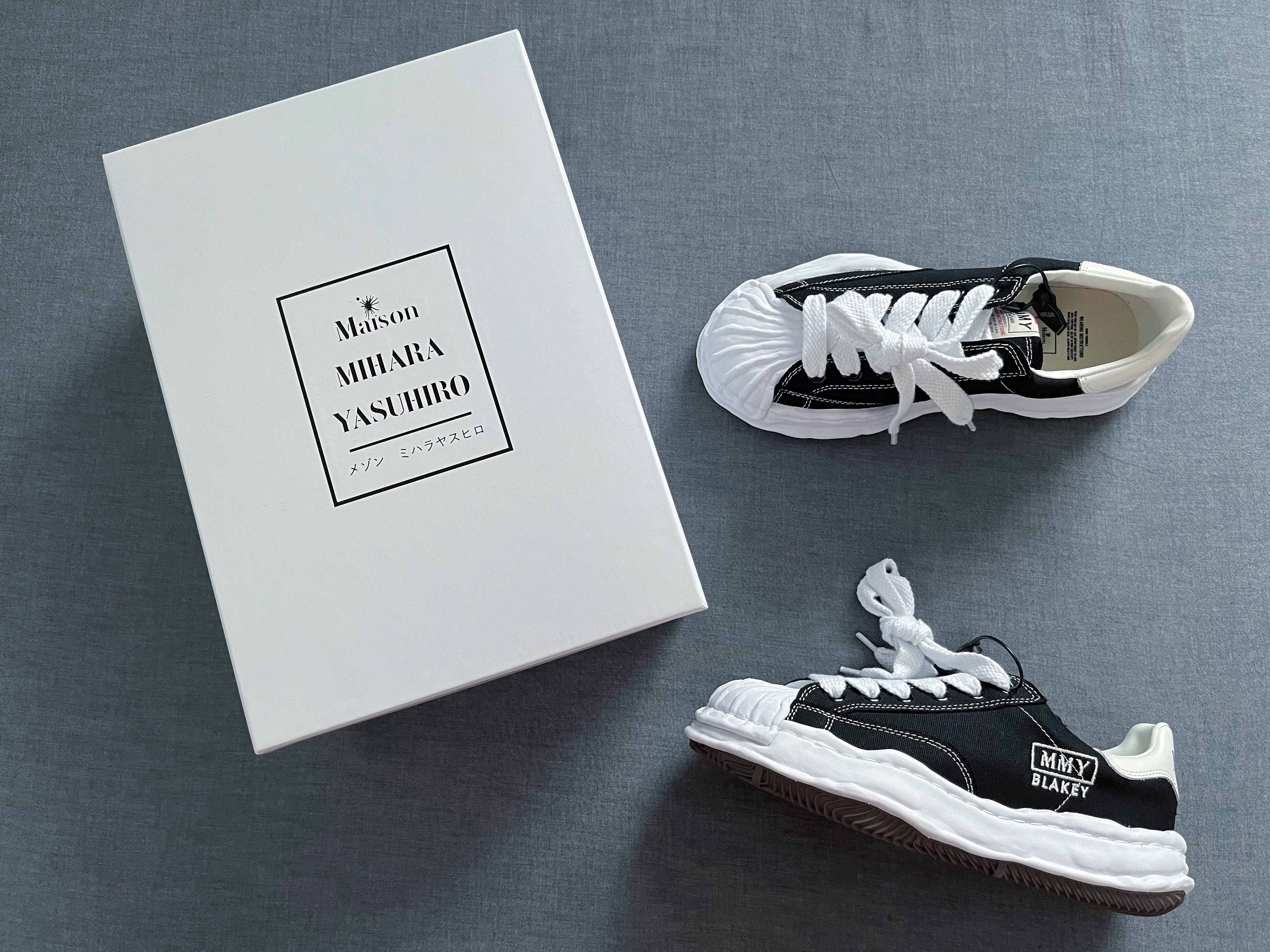 Maison Mihara Yasuhiro Blakey OG Sole Canvas Low-top Sneakers Black White 착용 스타일