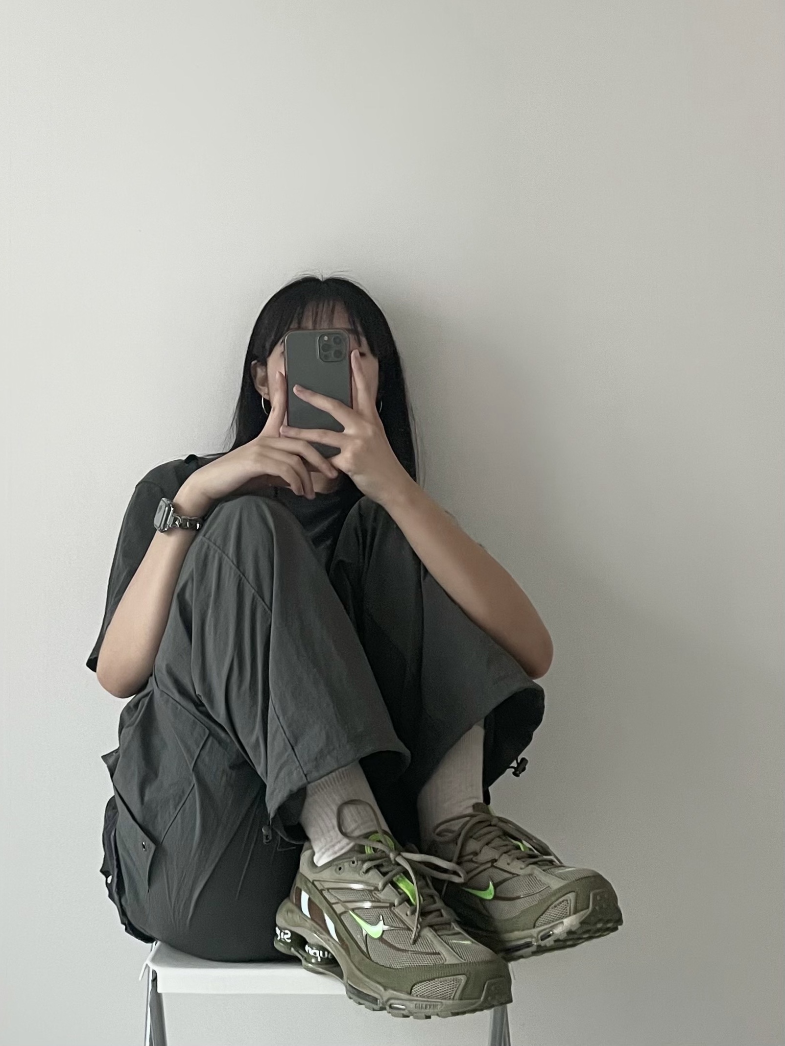 Nike x Supreme Shox Ride 2 SP Neutral Olive 착용 스타일 - 4