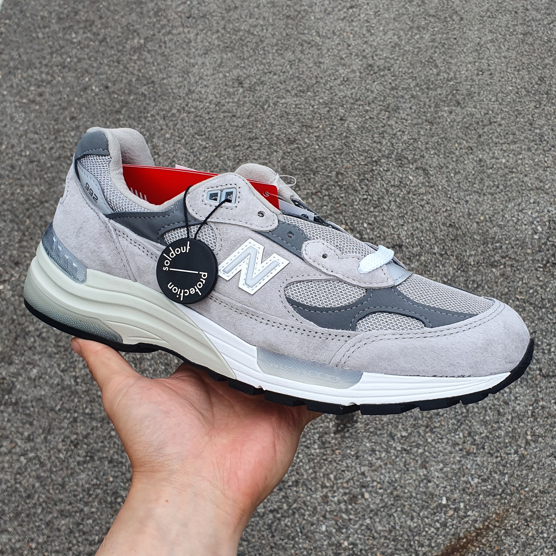 New Balance 992 Made in USA Grey - D Standard 착용 스타일 - 1