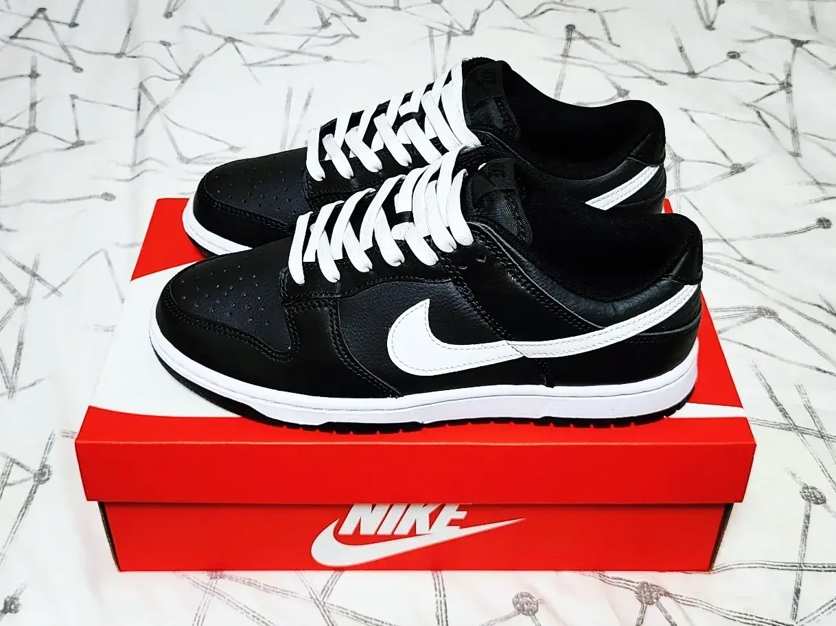 Nike Dunk Low Retro Black White 착용 스타일 - 2