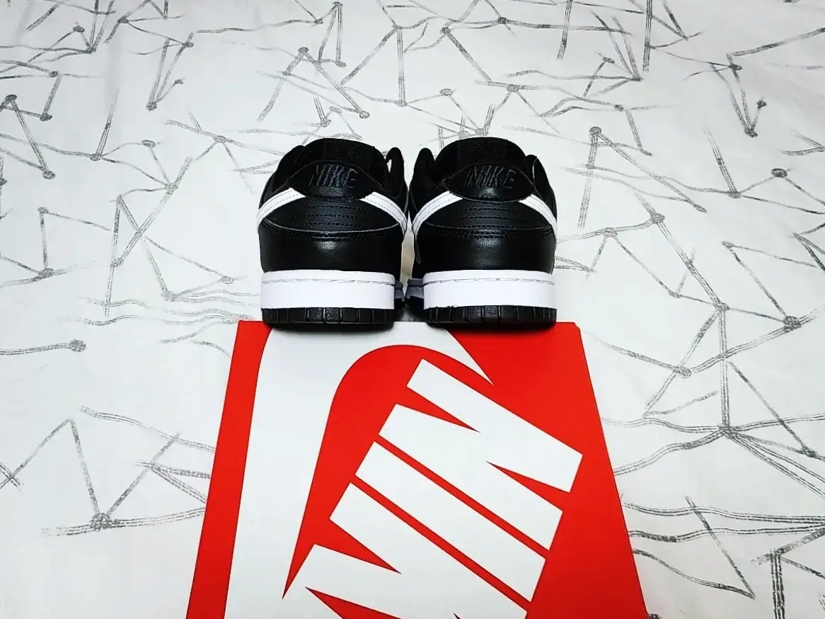 Nike Dunk Low Retro Black White 착용 스타일 - 5