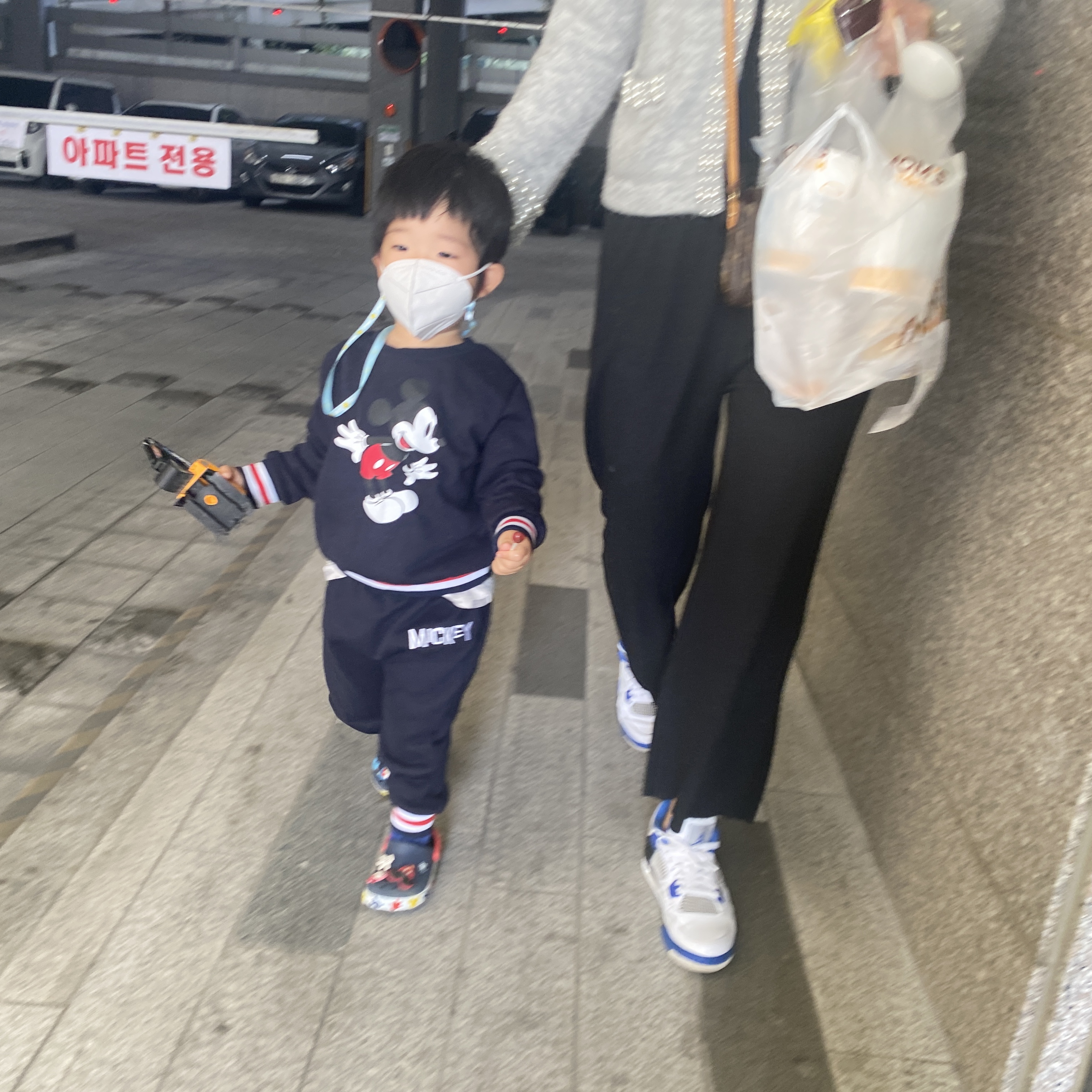 (GS) Jordan 4 Retro Motorsports 2017 착용 스타일