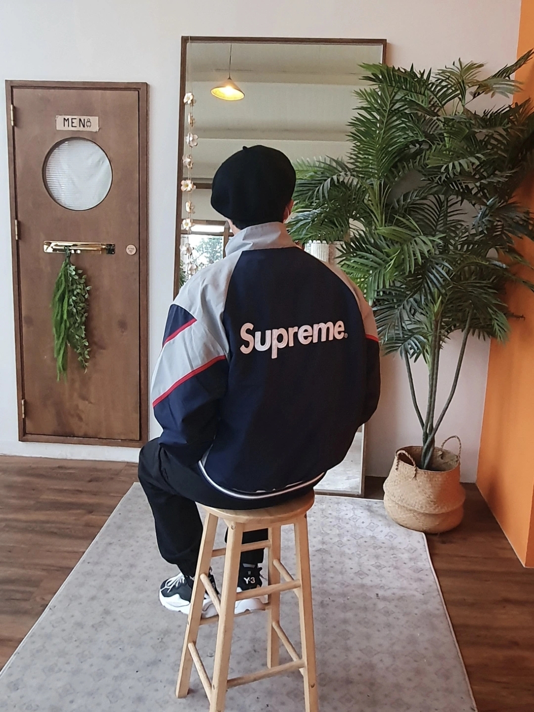 Supreme x New York Yankees Track Jacket Navy - 21FW, Y-3 Kaiwa Black White 착용 스타일