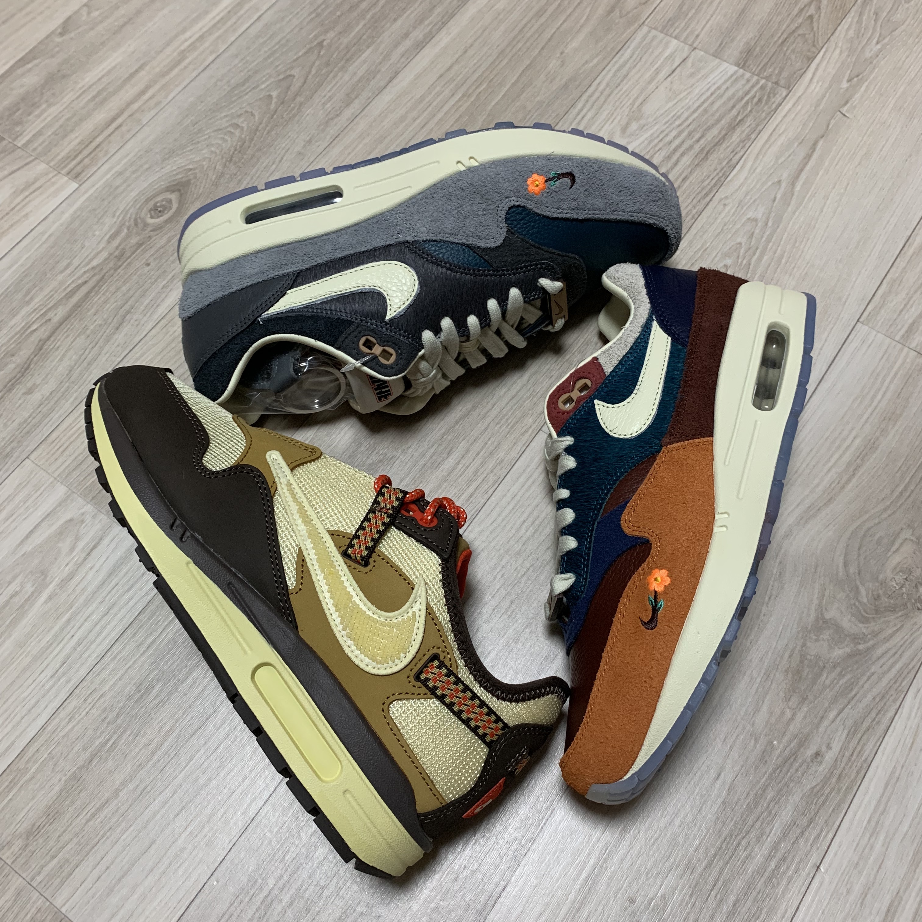 Nike x Travis Scott Air Max 1 Cact.us Brown, Nike x Kasina Air Max 1 SP Won-Ang Particle Grey 착용 스타일