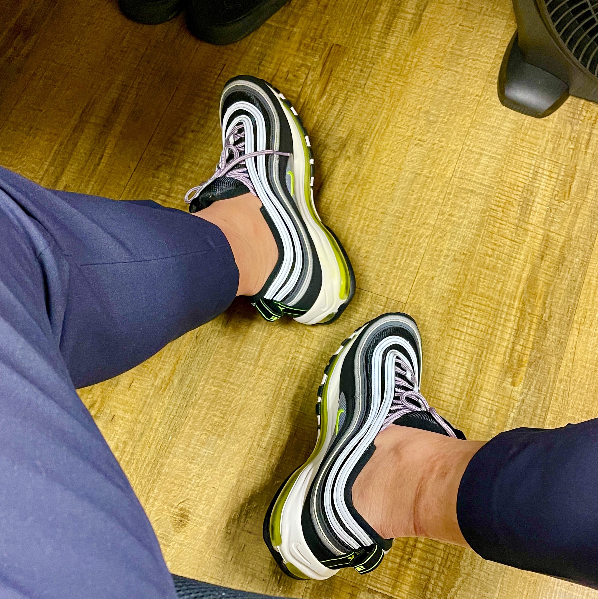 Nike Air Max 97 OG Black Volt Asia 착용 스타일