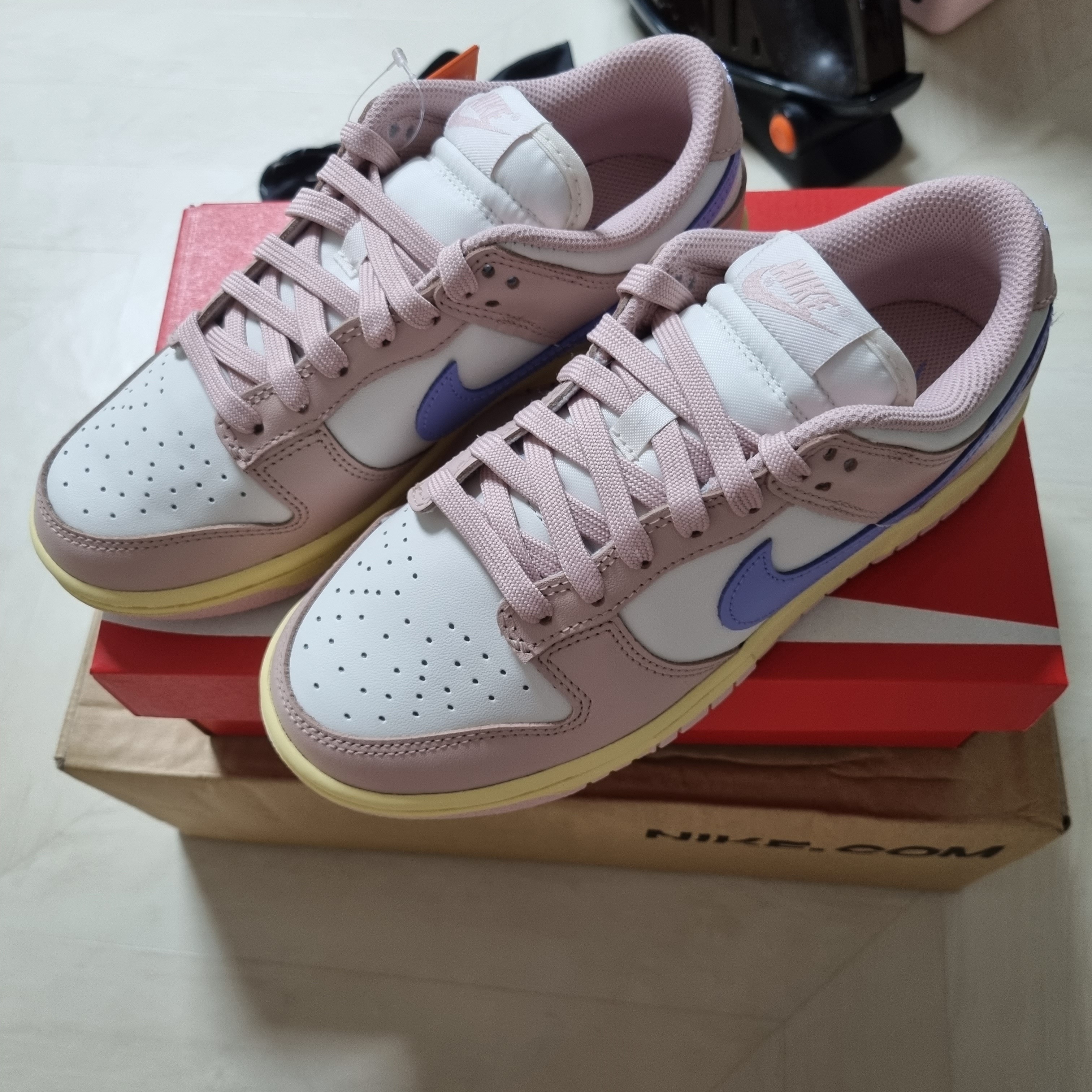 (W) Nike Dunk Low Pink Oxford 착용 스타일