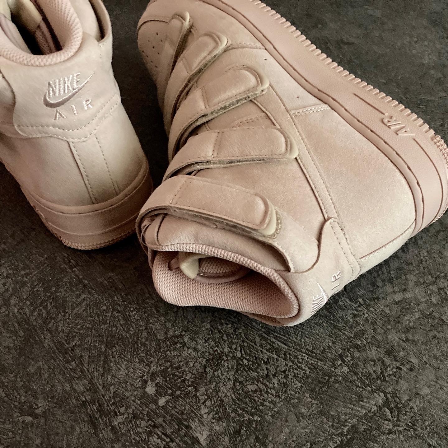 Nike x Billie Eilish Air Force 1 High '07 SP Mushroom, Nike x Billie Eilish NRG Fleece Hoodie Mushroom - Asia 착용 스타일 - 3