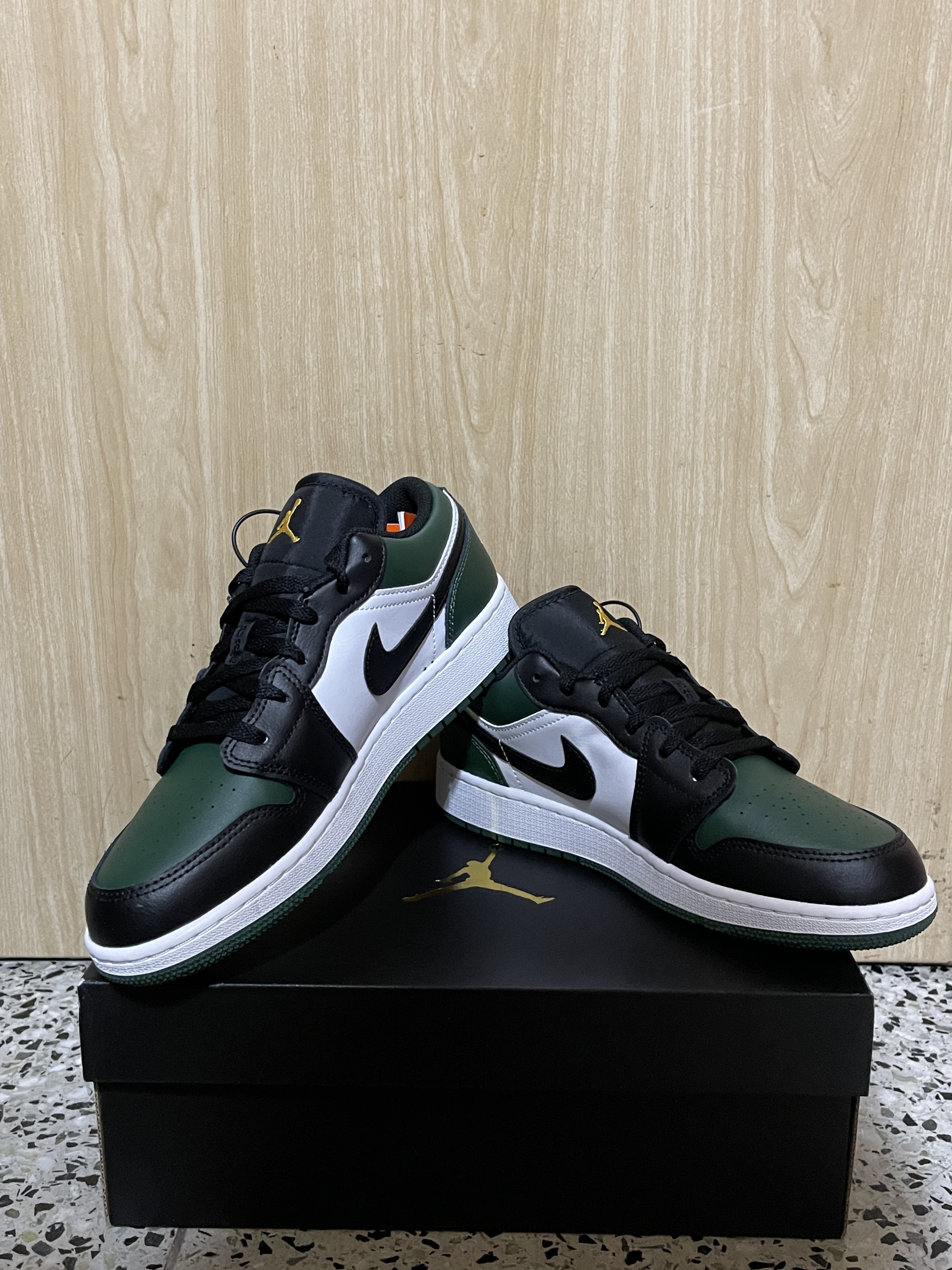 (GS) Jordan 1 Low Green Toe 착용 스타일 - 3