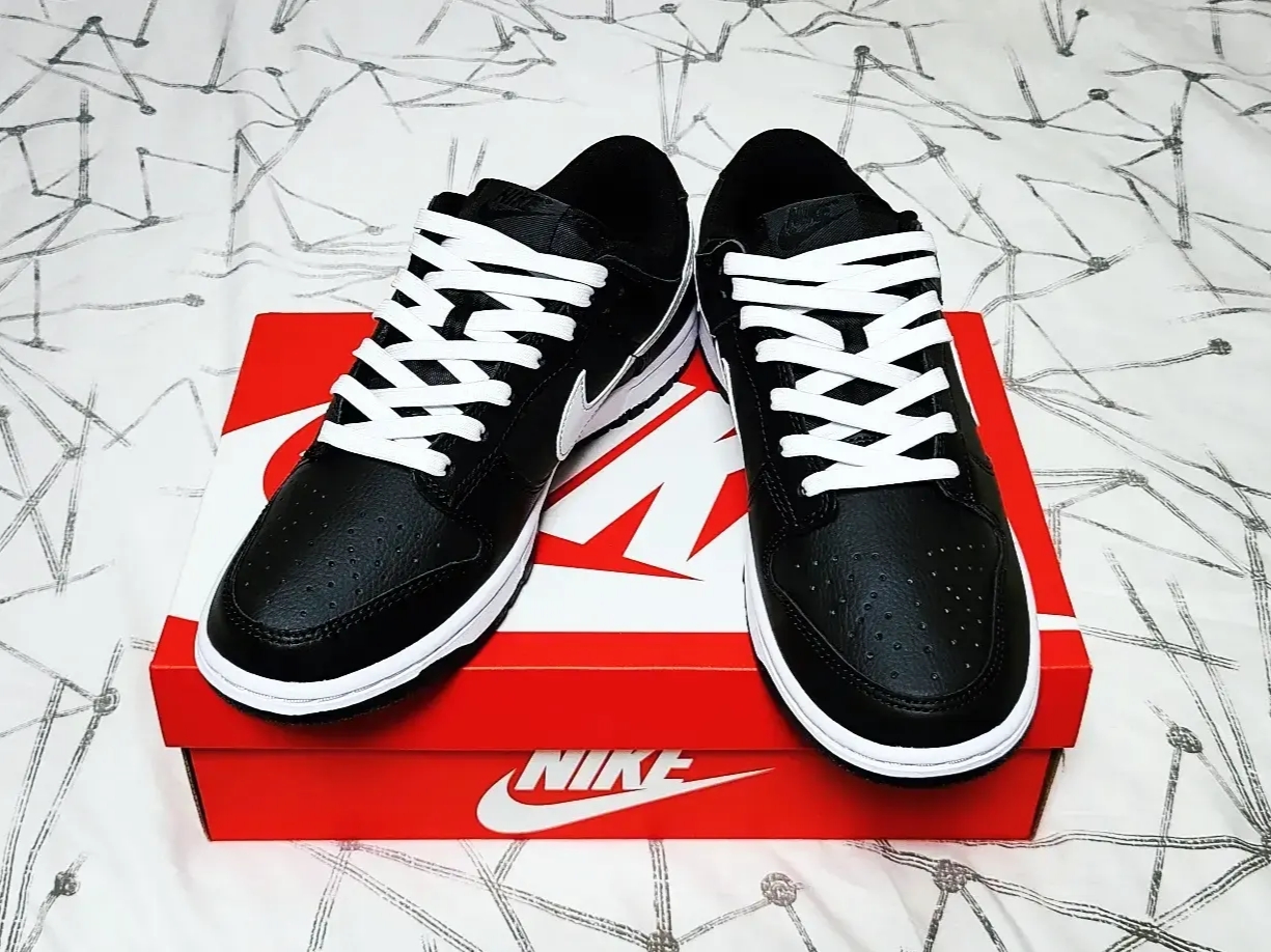 Nike Dunk Low Retro Black White 착용 스타일 - 3