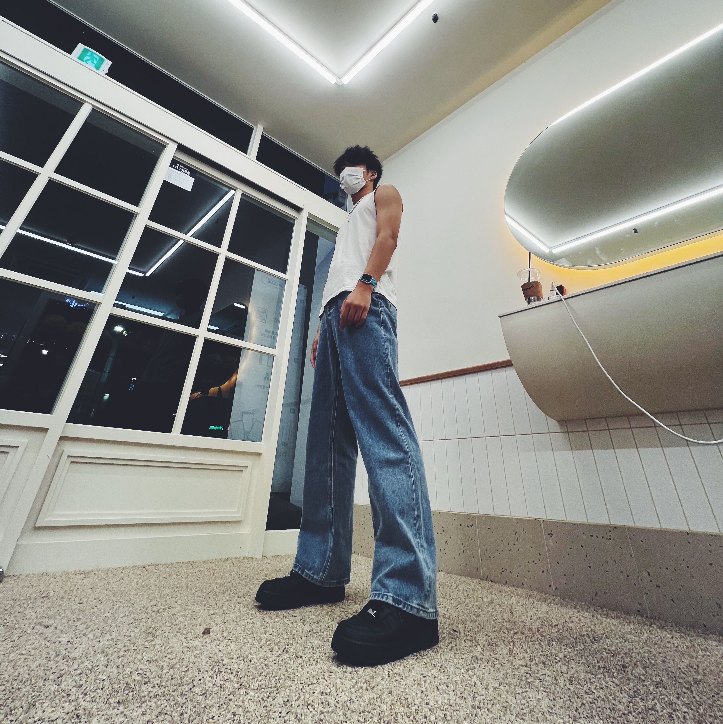 Nike x Supreme Air Force 1 Low Black 착용 스타일 - 1