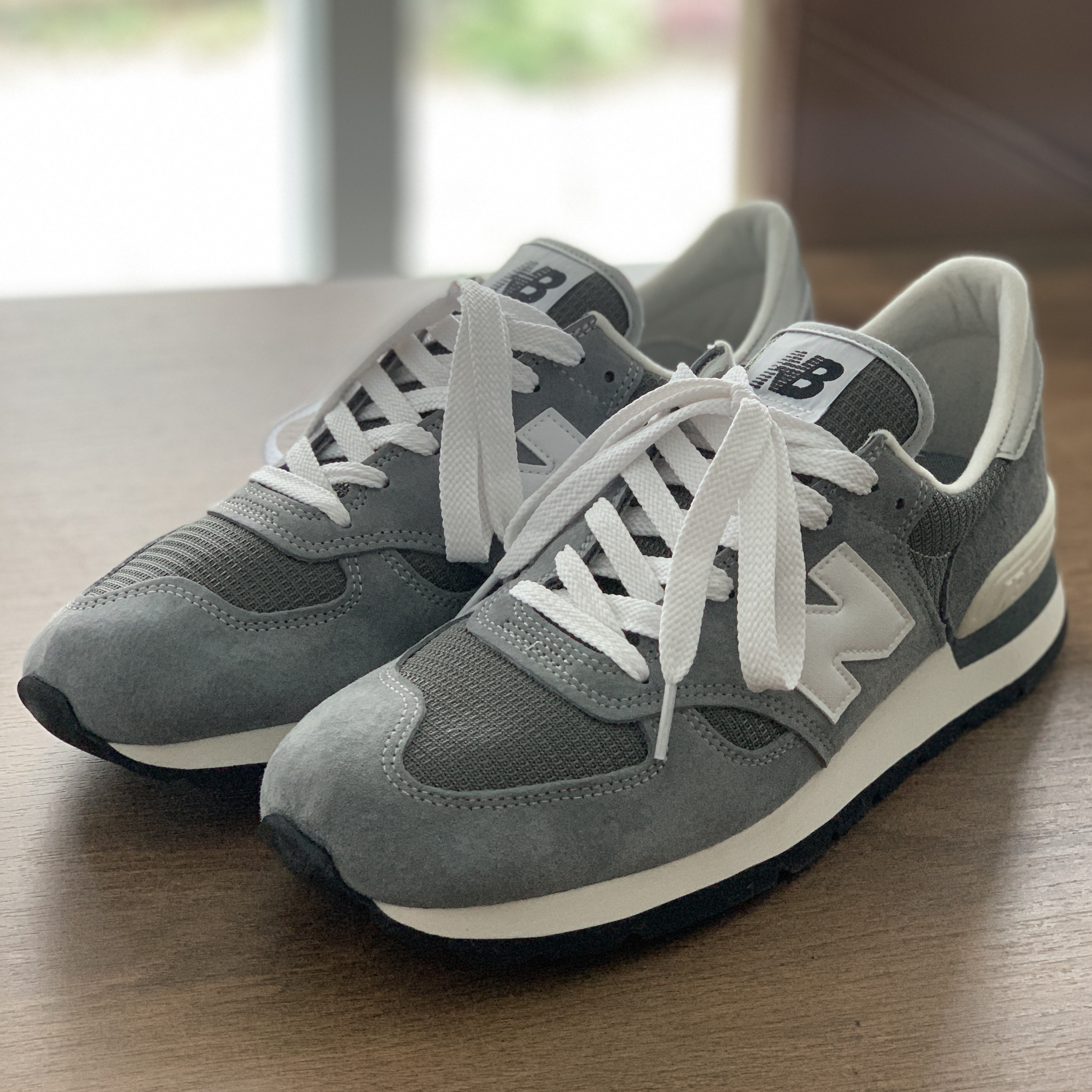 New Balance 990v1 Made in USA Grey White 착용 스타일