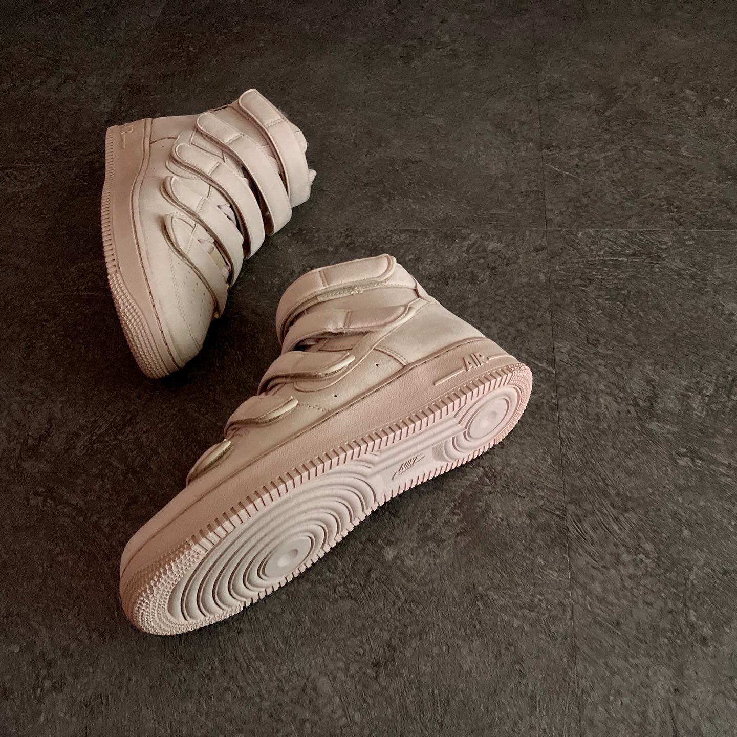 Nike x Billie Eilish Air Force 1 High '07 SP Mushroom, Nike x Billie Eilish NRG Fleece Hoodie Mushroom - Asia 착용 스타일 - 4