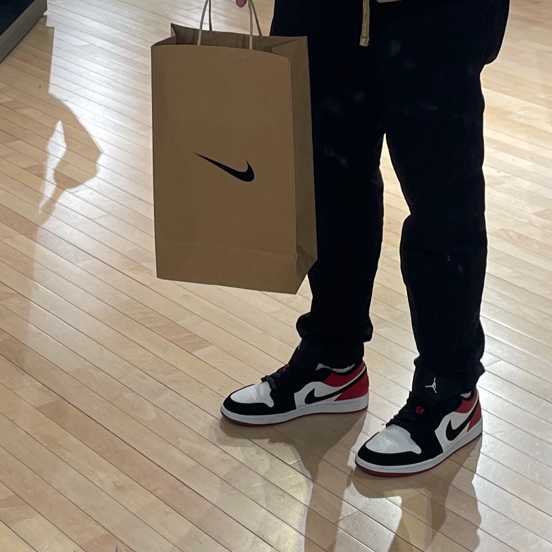 Jordan 1 Low Black Toe 착용 스타일